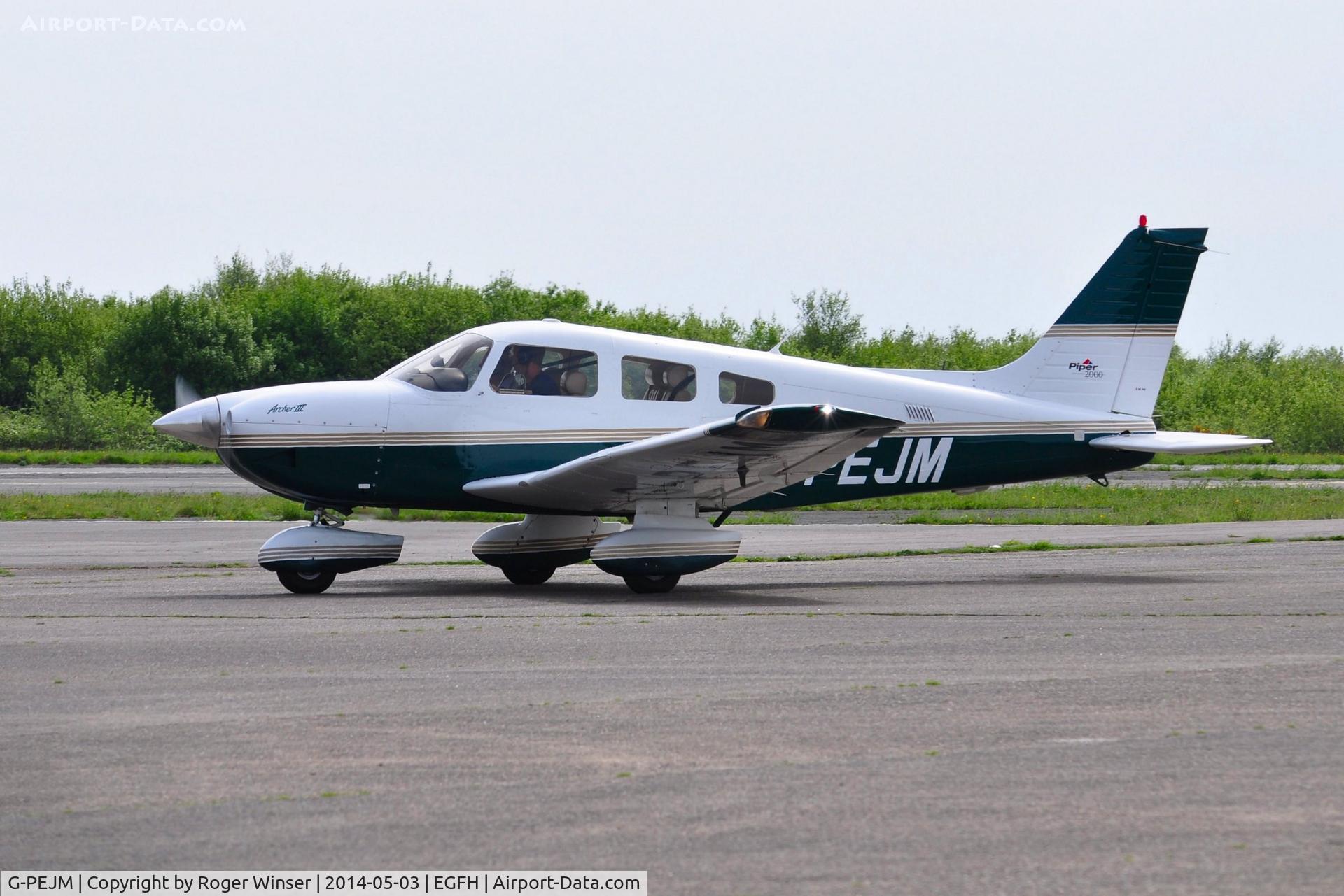 G-PEJM, 2000 Piper PA-28-181 Cherokee Archer III C/N 2843355, Visiting Cherokee Archer III. Previously registered N41860.