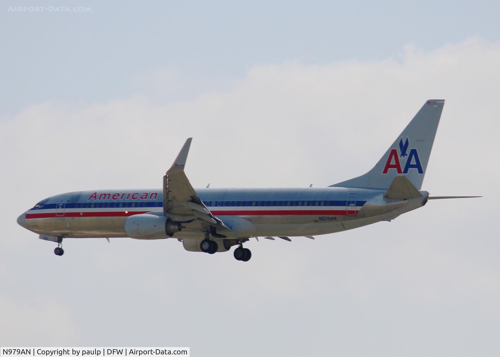 N979AN, 2009 Boeing 737-823 C/N 29568, At DFW.