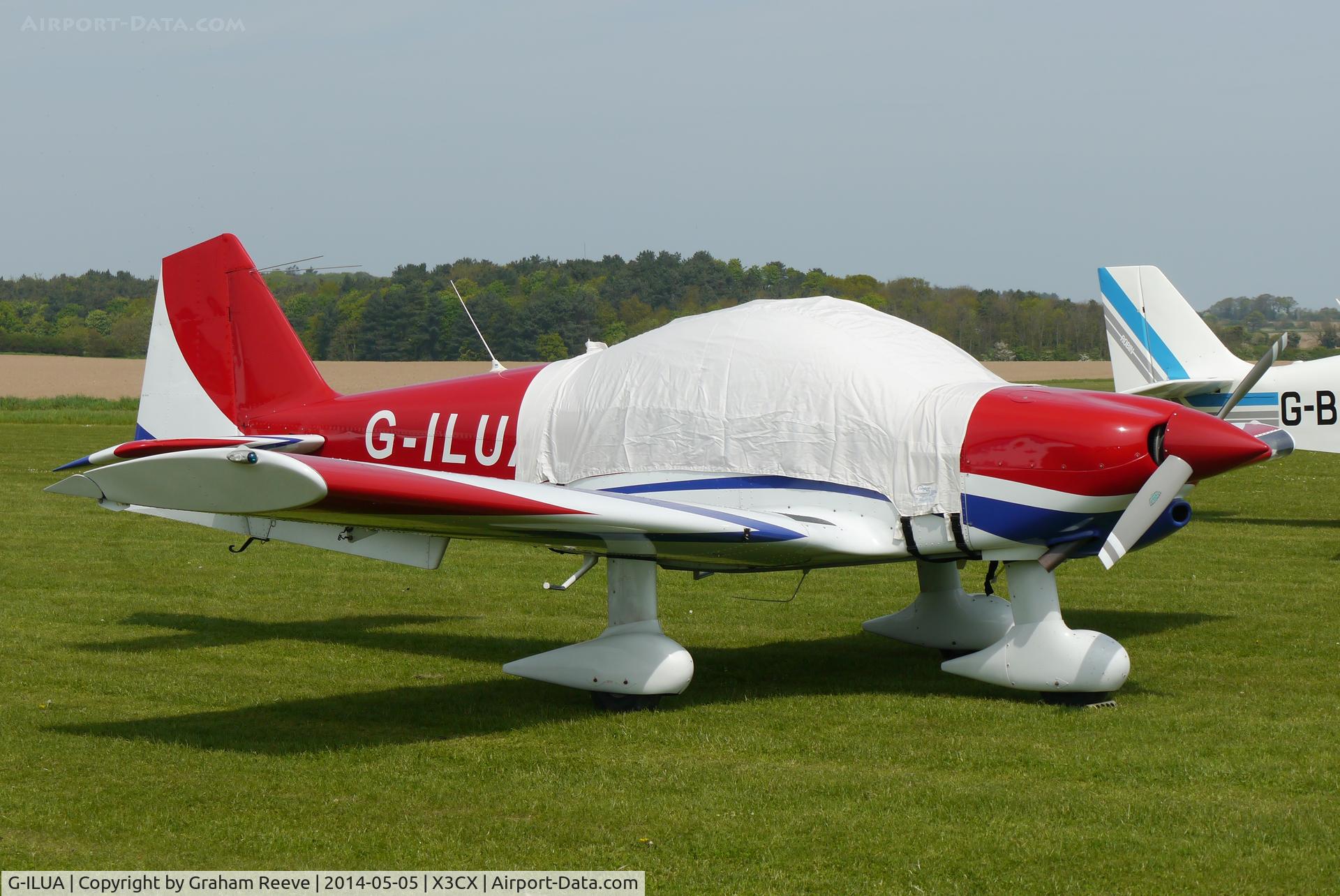 G-ILUA, 2006 Robin R-2160I Alpha Sport C/N 160AI-07007, Parked at Northrepps.