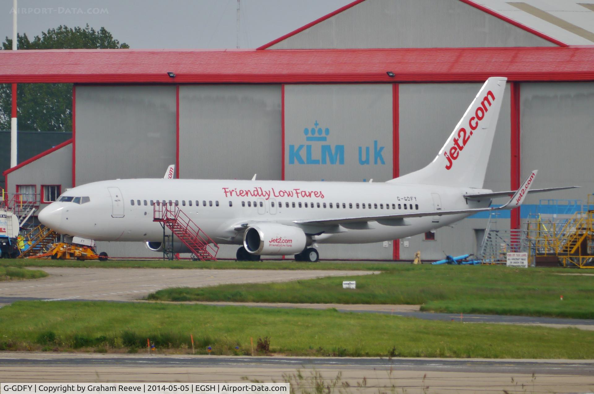 G-GDFY, 2001 Boeing 737-86Q C/N 30278, Now in Jet2 colours.