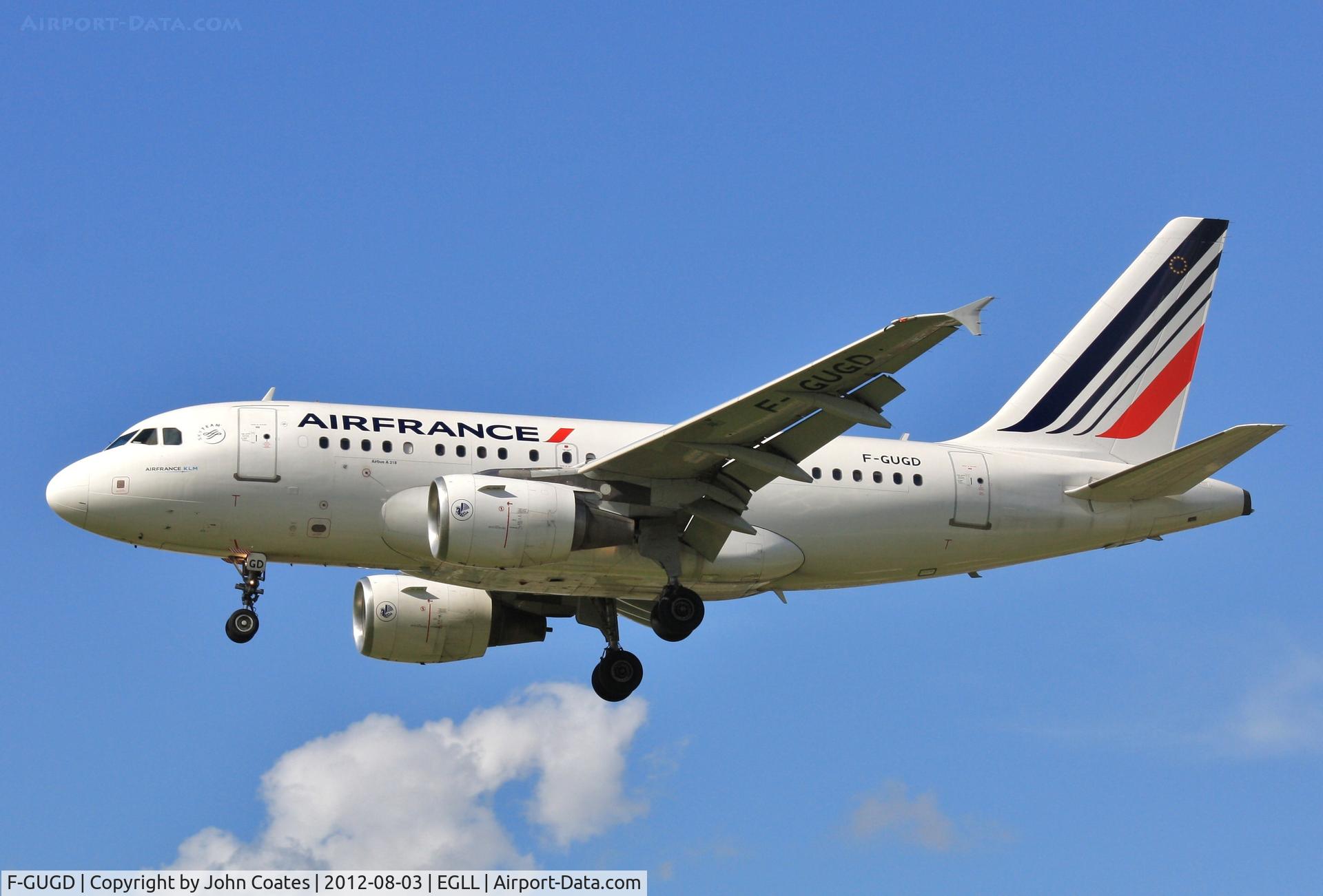 F-GUGD, 2003 Airbus A318-111 C/N 2081, Approach 27L