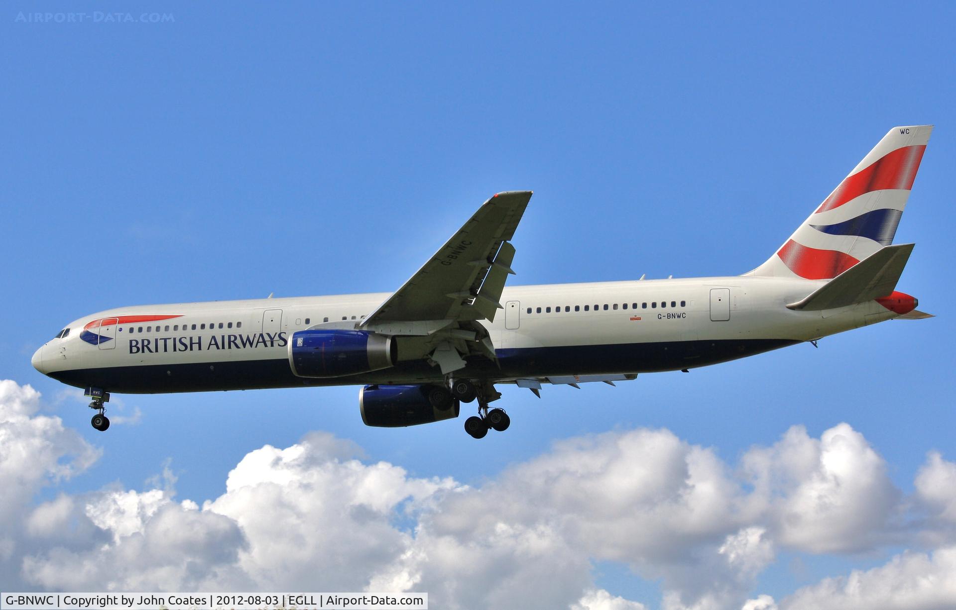 G-BNWC, 1989 Boeing 767-336 C/N 24335, Finals 27L