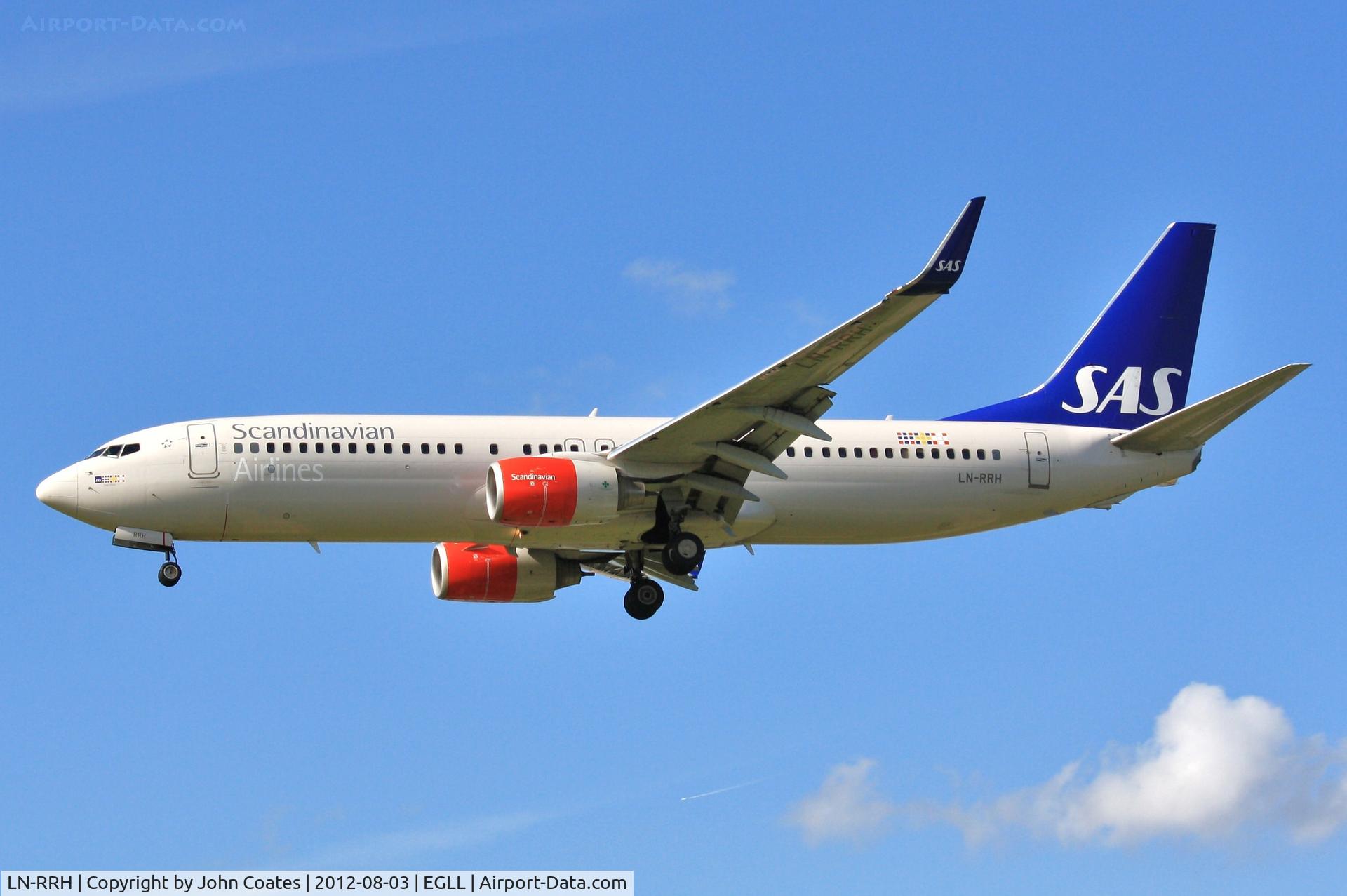 LN-RRH, 2009 Boeing 737-883 C/N 34546, Finals 27L
