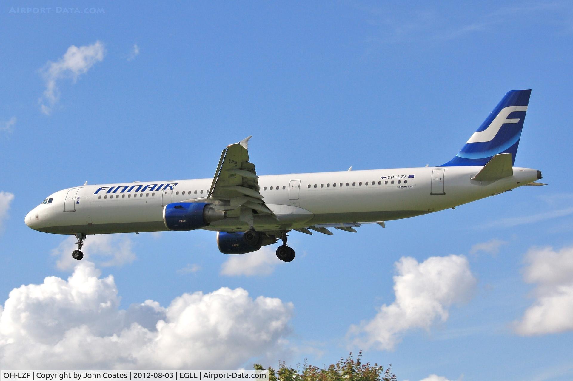 OH-LZF, 2004 Airbus A321-211 C/N 2208, Finals 27L