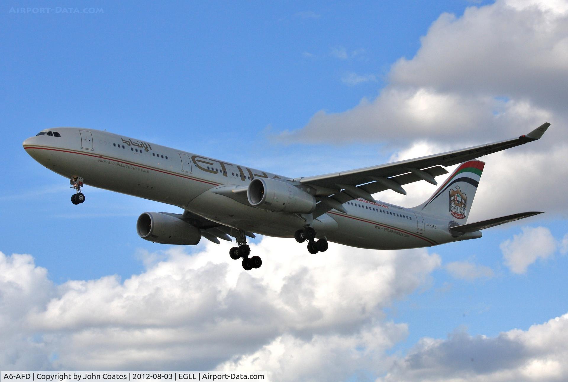 A6-AFD, 2011 Airbus A330-343X C/N 1205, Approach 27L