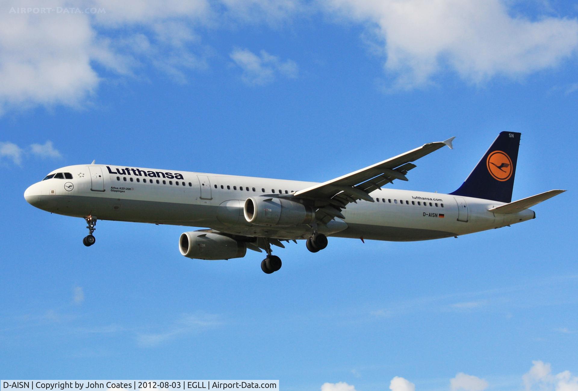 D-AISN, 2008 Airbus A321-231 C/N 3592, Approach 27L