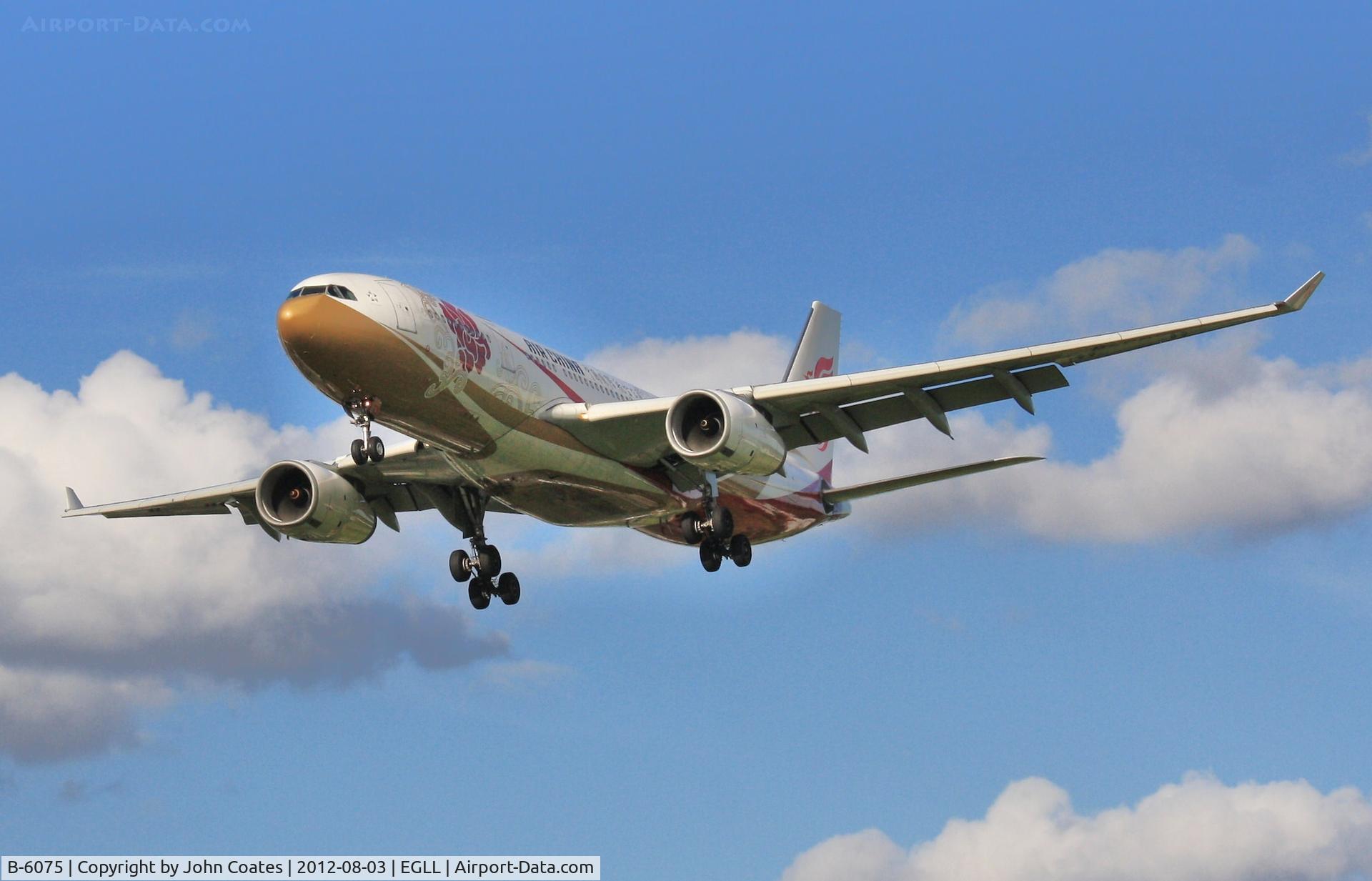B-6075, 2006 Airbus A330-243 C/N 785, Approach 27L