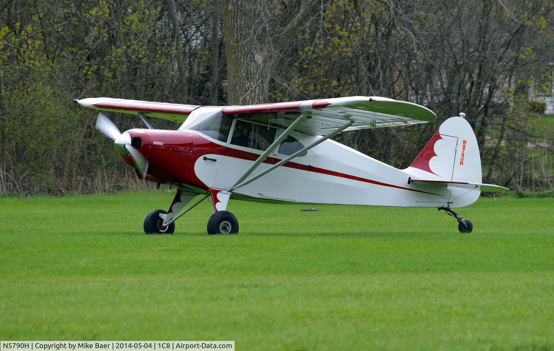 N5790H, 1949 Piper PA-16 Clipper C/N 16-406, N5780H @ 1C8