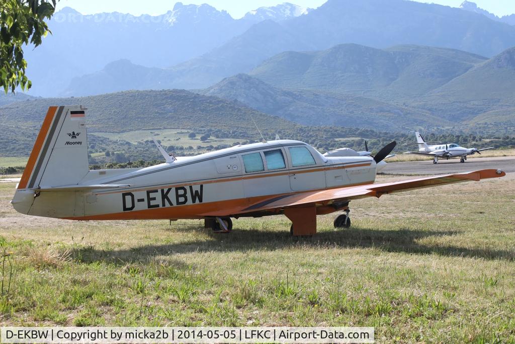 D-EKBW, 1967 Mooney M20F Executive C/N 670340, Parked