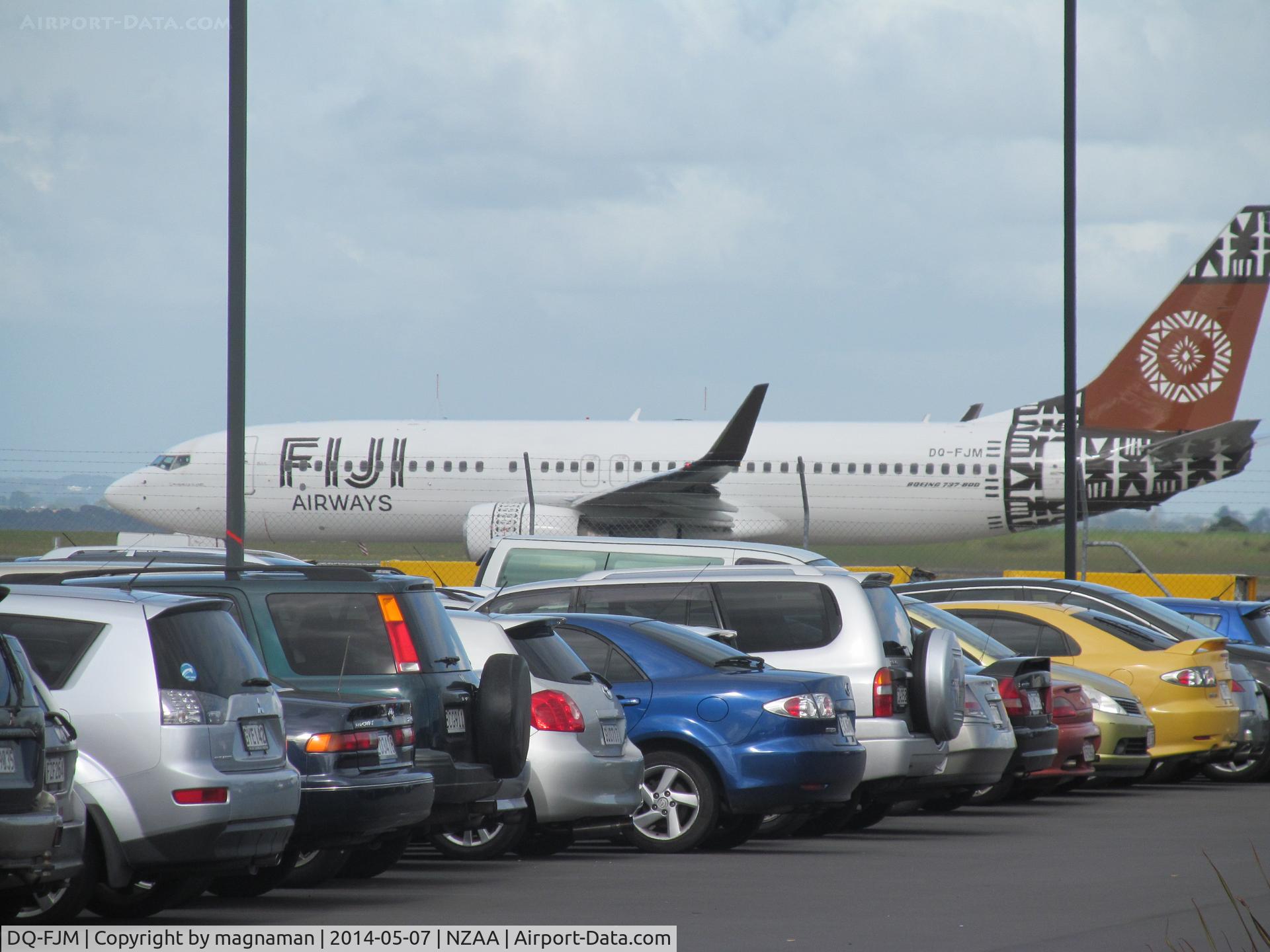 DQ-FJM, 2010 Boeing 737-86J C/N 37754, Shame about the lamp posts - can blame DHL!!