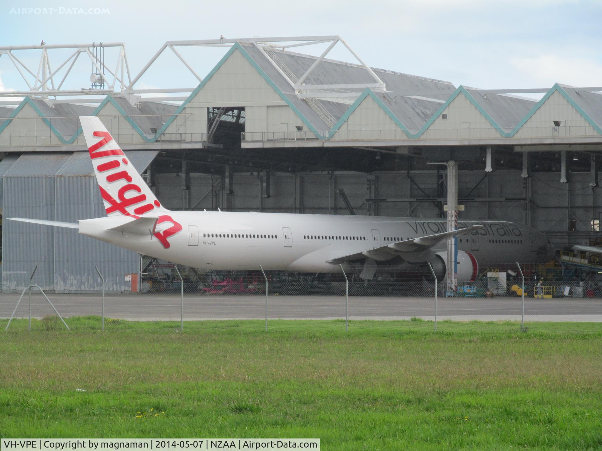VH-VPE, 2009 Boeing 777-3ZG/ER C/N 37939, Not a regular site at NZAA as no scheduled flights but a few now been over for maintenance checks.