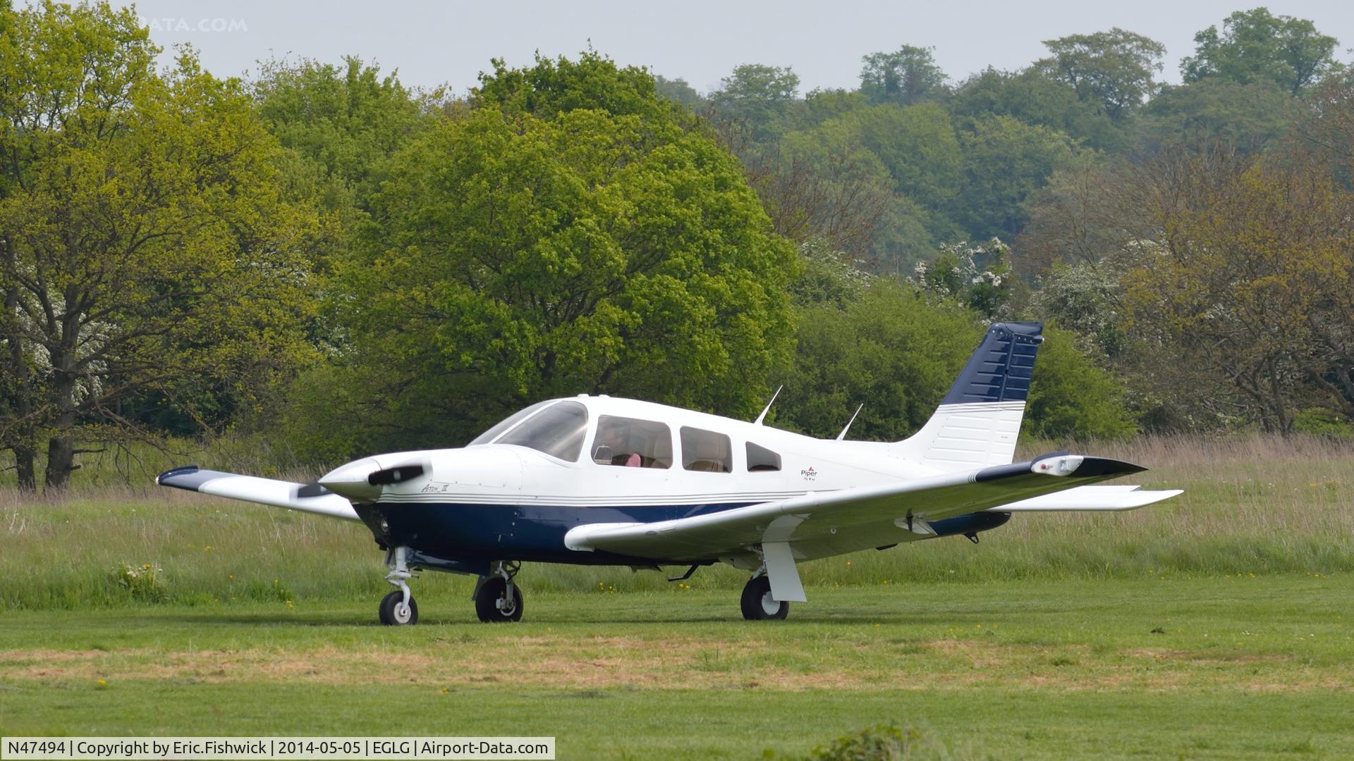 N47494, Piper PA-28R-201 Cherokee Arrow III C/N 28R-7737166, 3. N47494 preparing to depart Panshanger Airfield.