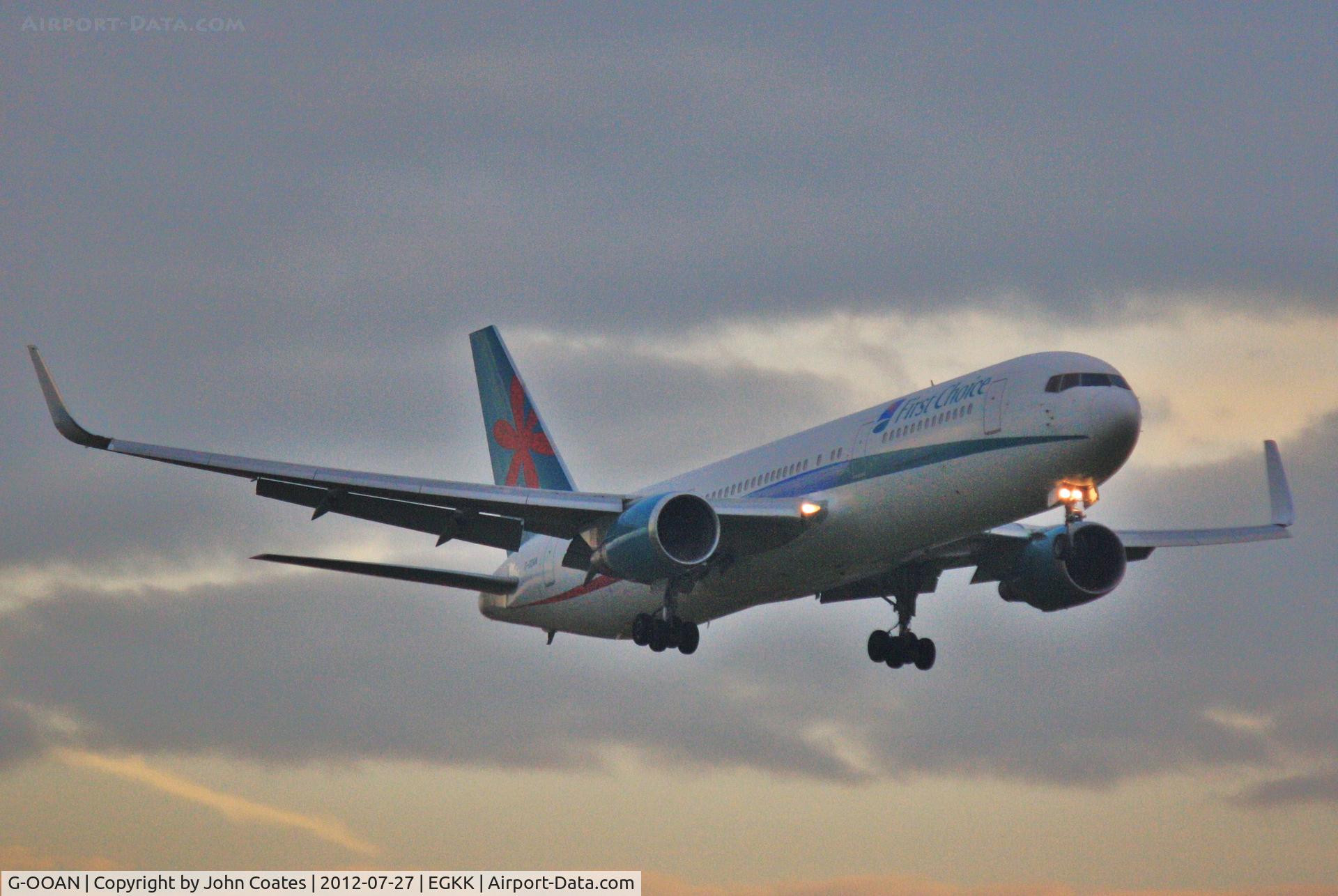 G-OOAN, 1993 Boeing 767-39H C/N 26256, Dawn arrival