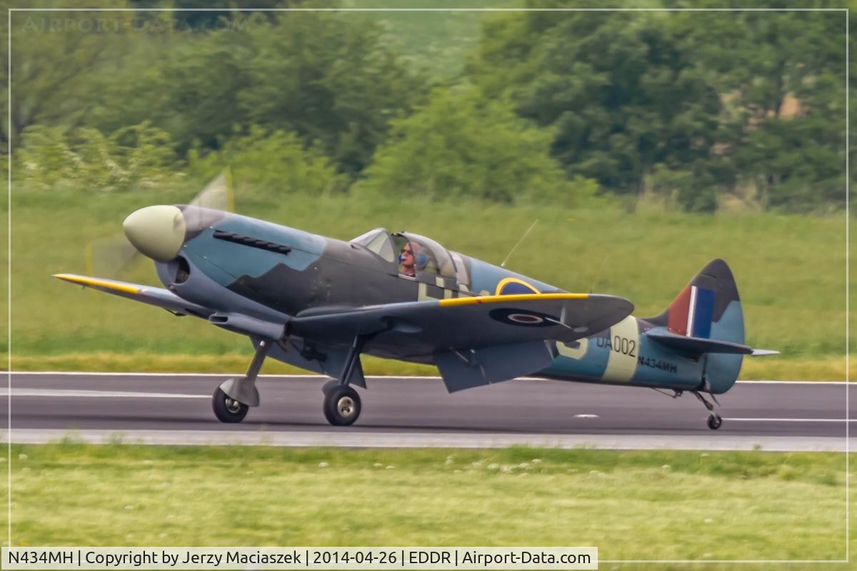 N434MH, Supermarine Aircraft Spitfire Mk.26 C/N 0018, Supermarine Aircraft Spitfire Mk.26