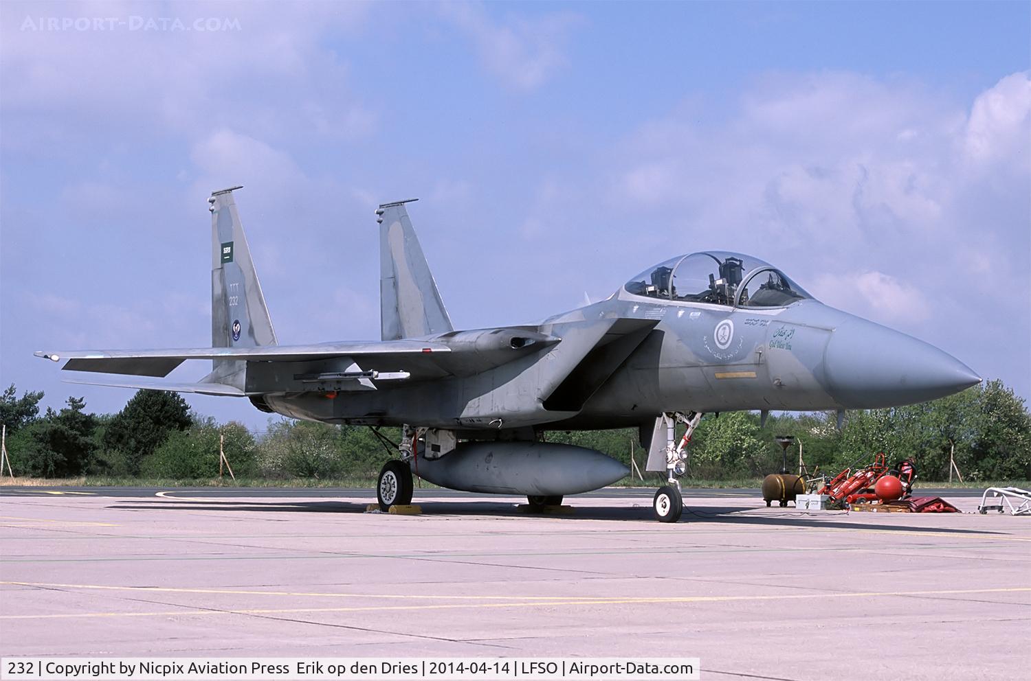 232, 1979 McDonnell Douglas F-15D Eagle C/N 0570/D017, 232 is a 2 sqn, Royal Saudi Arabia AF, F-15D Eagle jettrainer/fighter