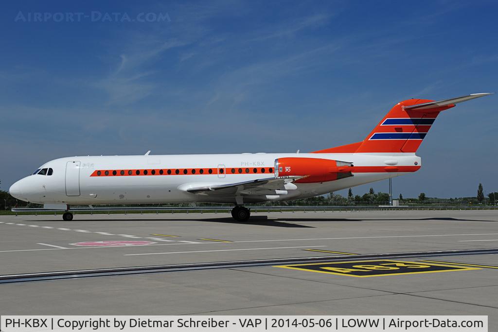 PH-KBX, 1996 Fokker 70 (F-28-0070) C/N 11547, Fokker 70