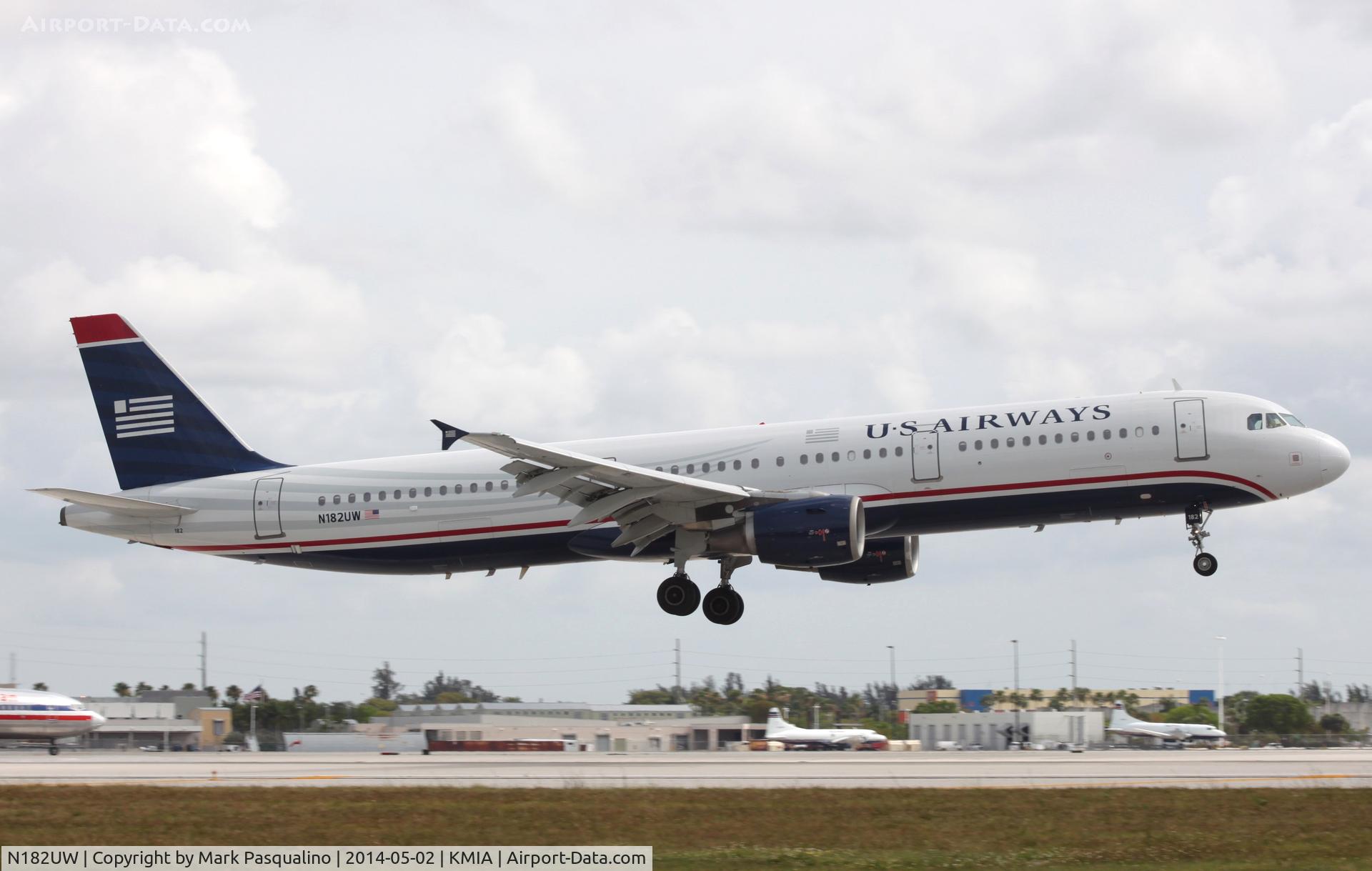 N182UW, 2001 Airbus A321-211 C/N 1536, Airbus A321