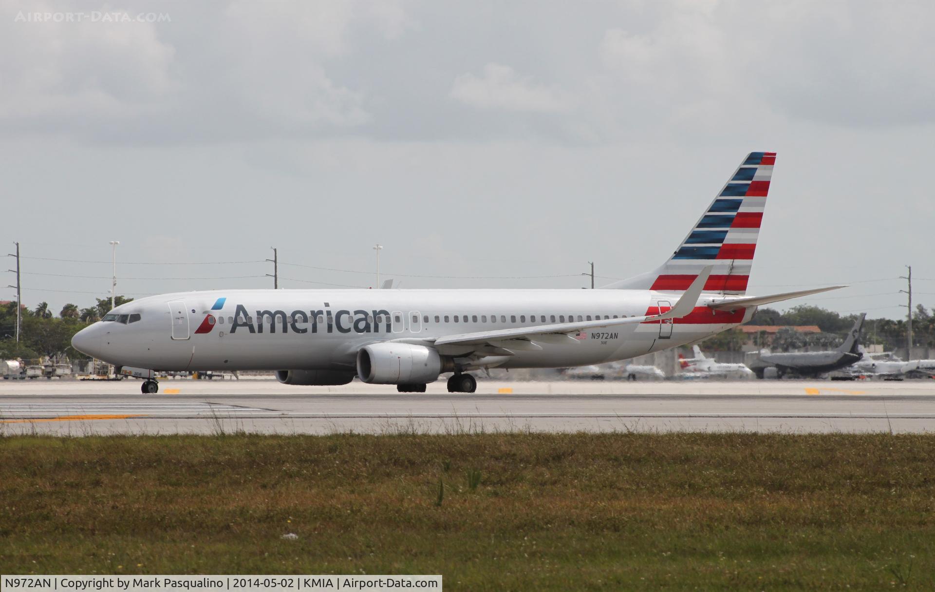 N972AN, 2001 Boeing 737-823 C/N 30097, Boeing 737-800