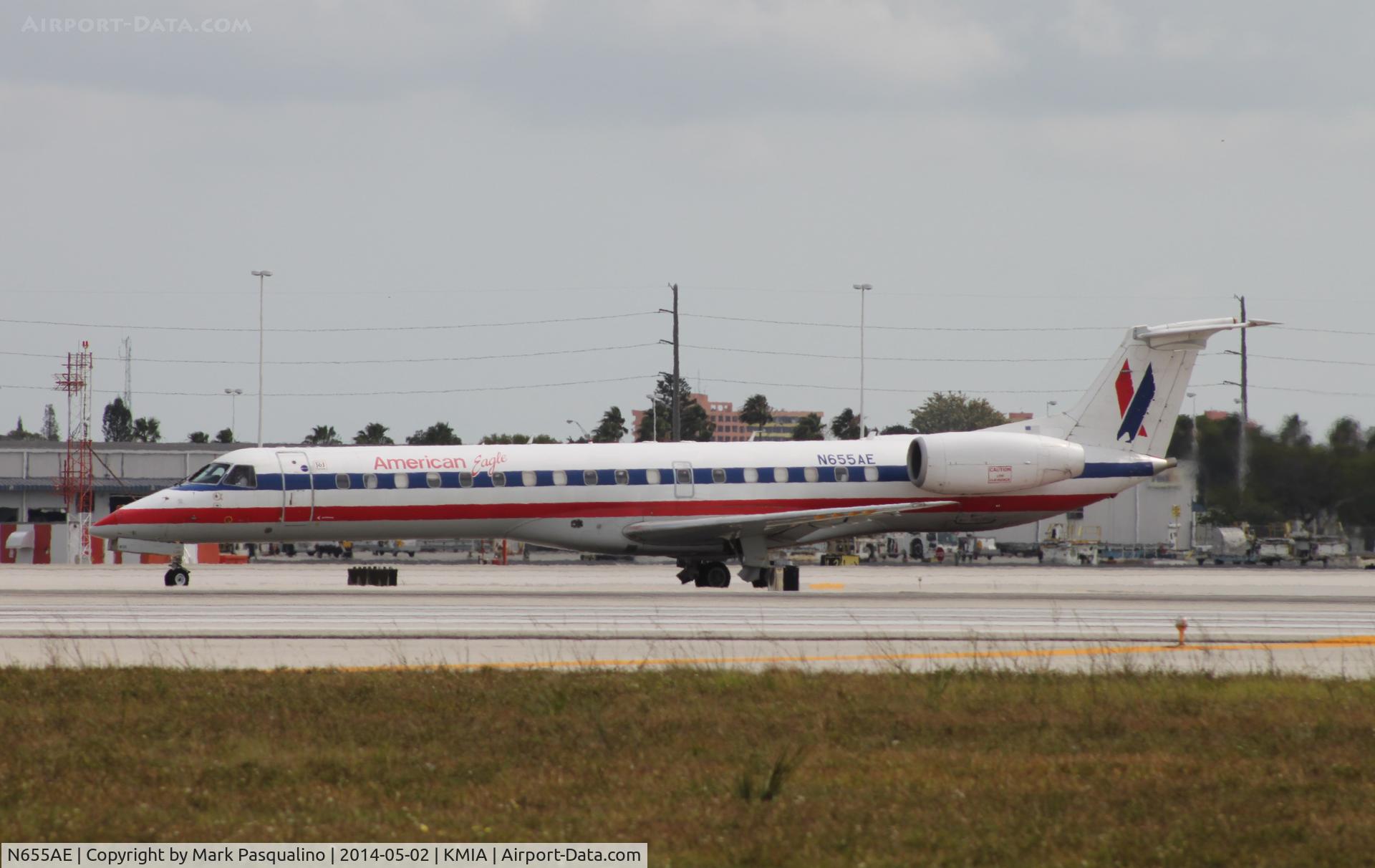 N655AE, 2001 Embraer ERJ-145LR (EMB-145LR) C/N 145452, EMB-145LR