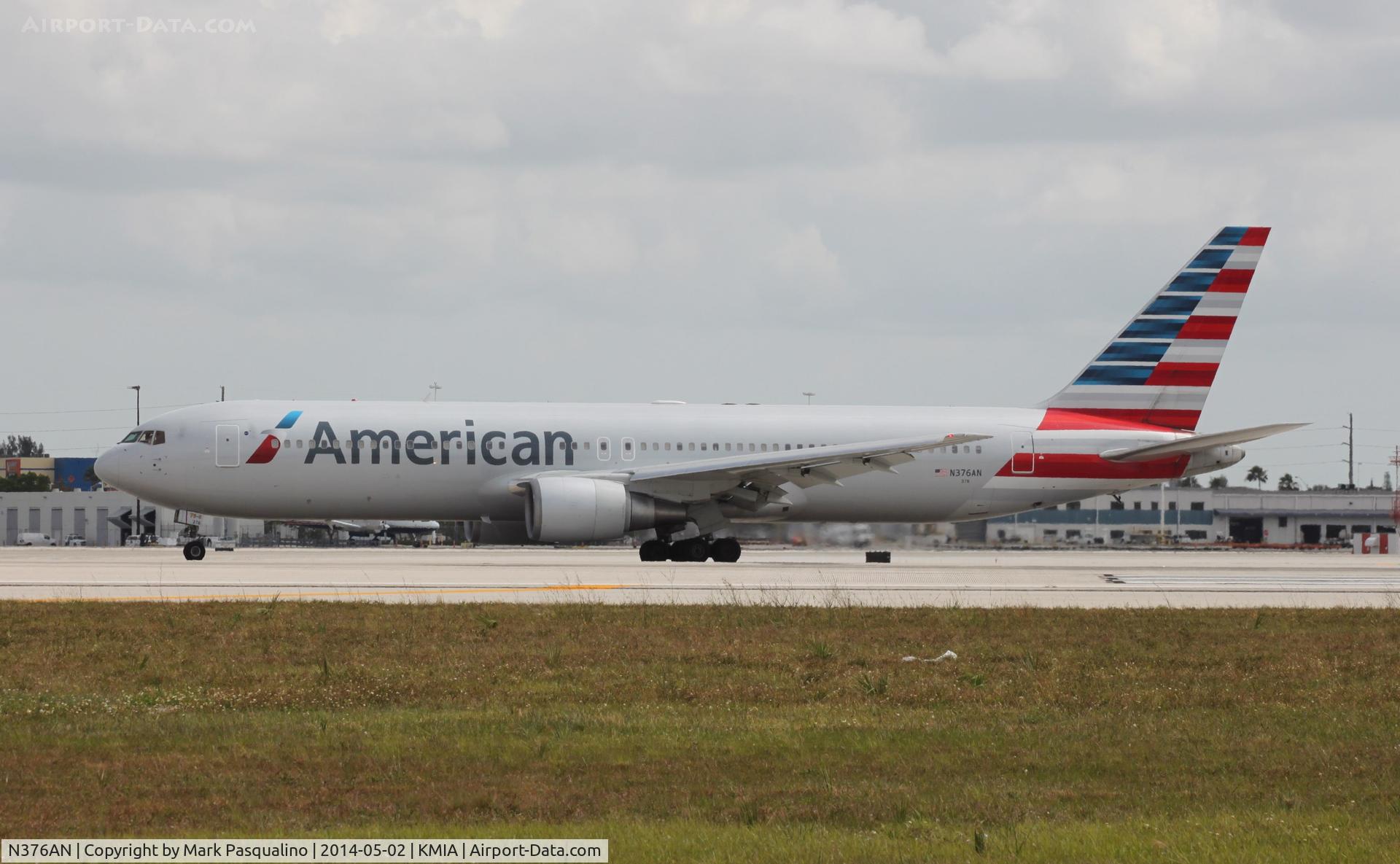 N376AN, 1992 Boeing 767-323 C/N 25445, Boeing 767-300