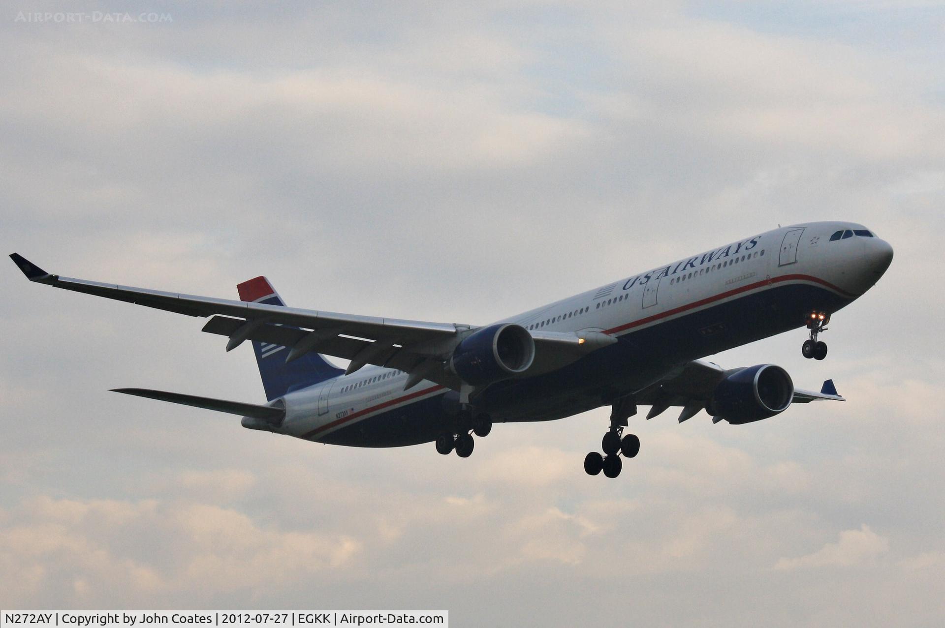 N272AY, 2000 Airbus A330-323 C/N 333, Dawn arrival