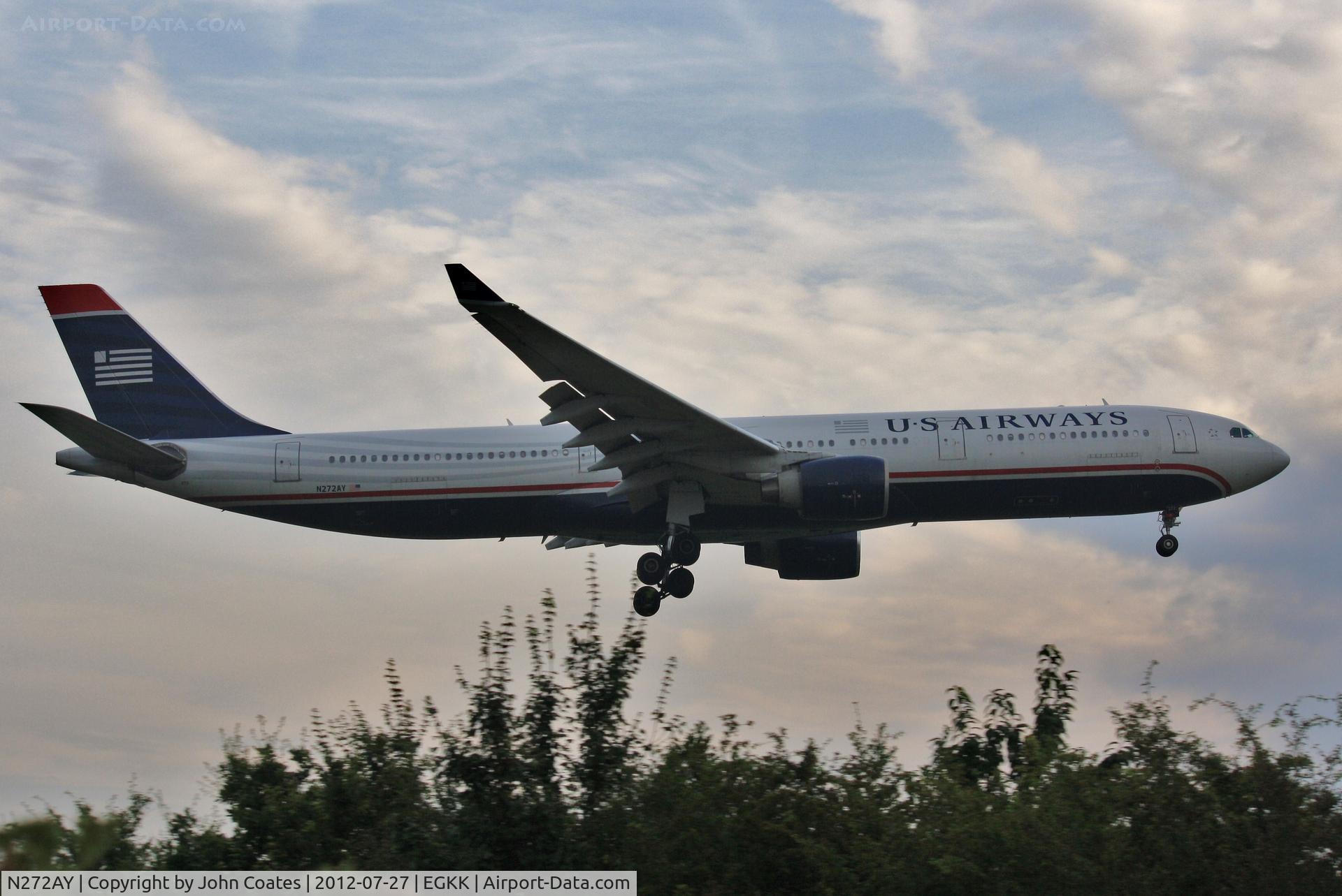 N272AY, 2000 Airbus A330-323 C/N 333, Dawn arrival
