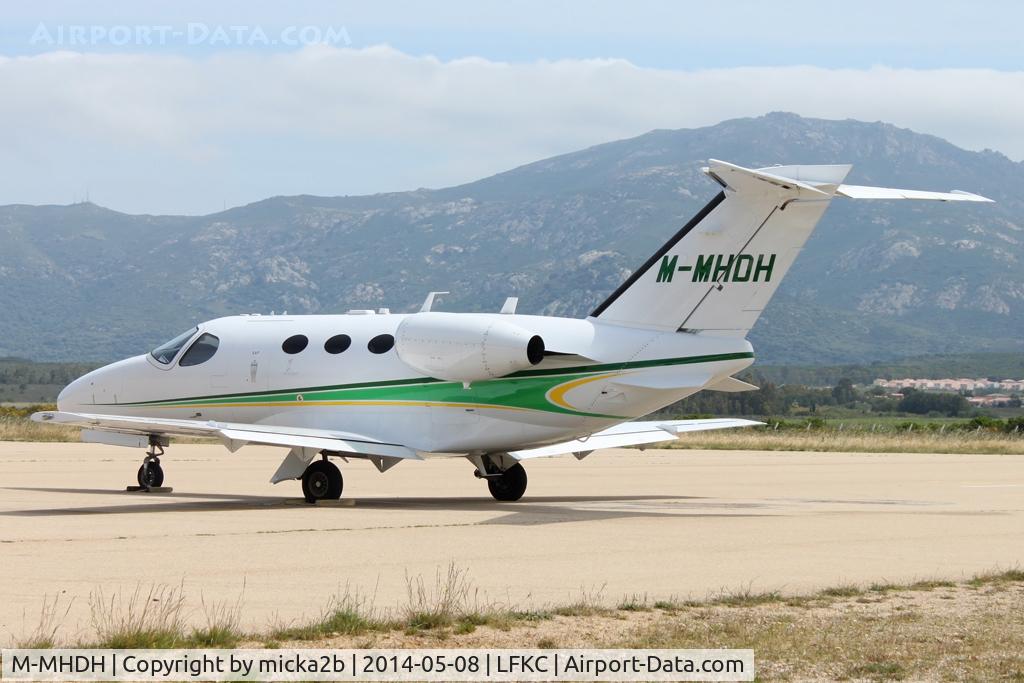 M-MHDH, 2009 Cessna 510 Citation Mustang Citation Mustang C/N 510-0259, Parked