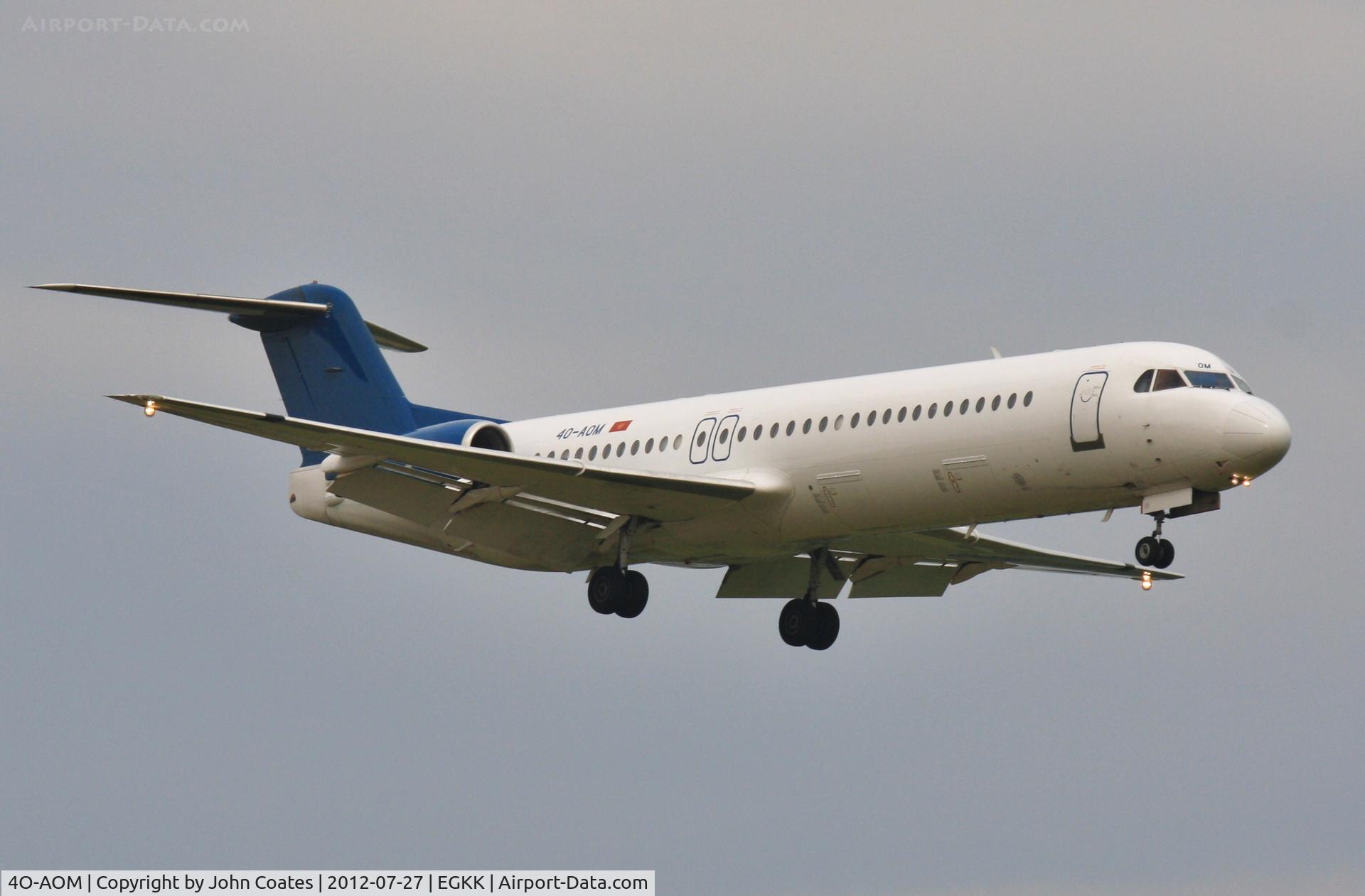 4O-AOM, 1990 Fokker 100 (F-28-0100) C/N 11321, Approach 08