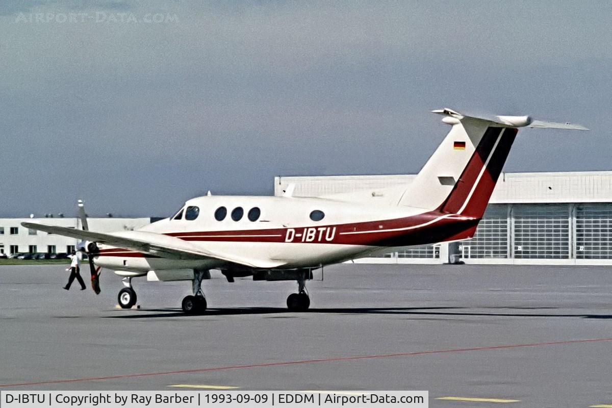 D-IBTU, 1981 Beech F90 King Air C/N LA-106, Beech F90 King Air [LA-106] Munich~D 09/09/1993