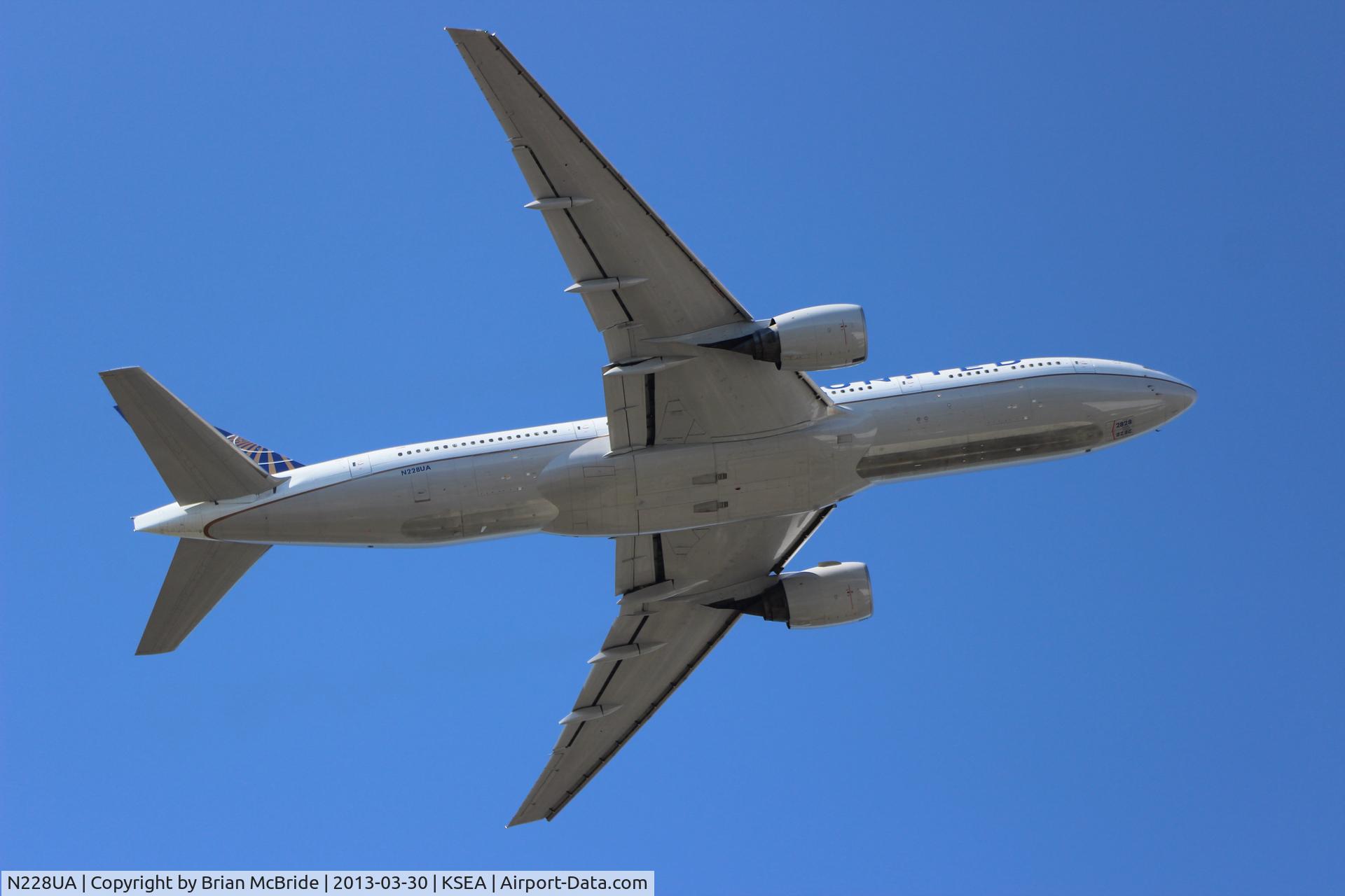 N228UA, 2002 Boeing 777-222 C/N 30556, United Airlines. 777-222ER. N228UA cn 30556 384. Seattle Tacoma - International (SEA KSEA). Image © Brian McBride. 30 March 2013