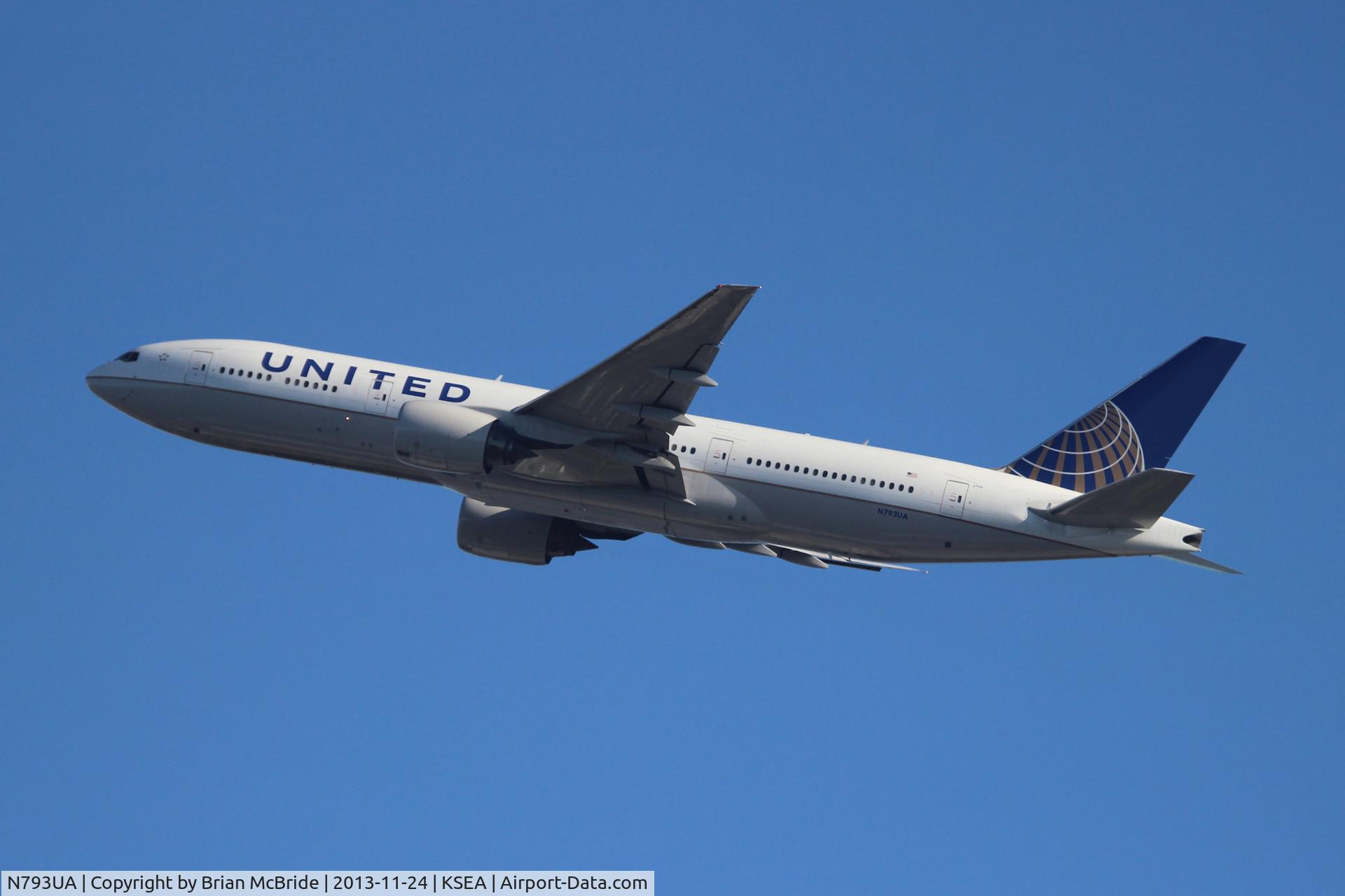 N793UA, 1997 Boeing 777-222 C/N 26946, United Airlines. 777-222ER. N793UA cn 26946 97. Seattle Tacoma - International (SEA KSEA). Image © Brian McBride. 24 November 2013