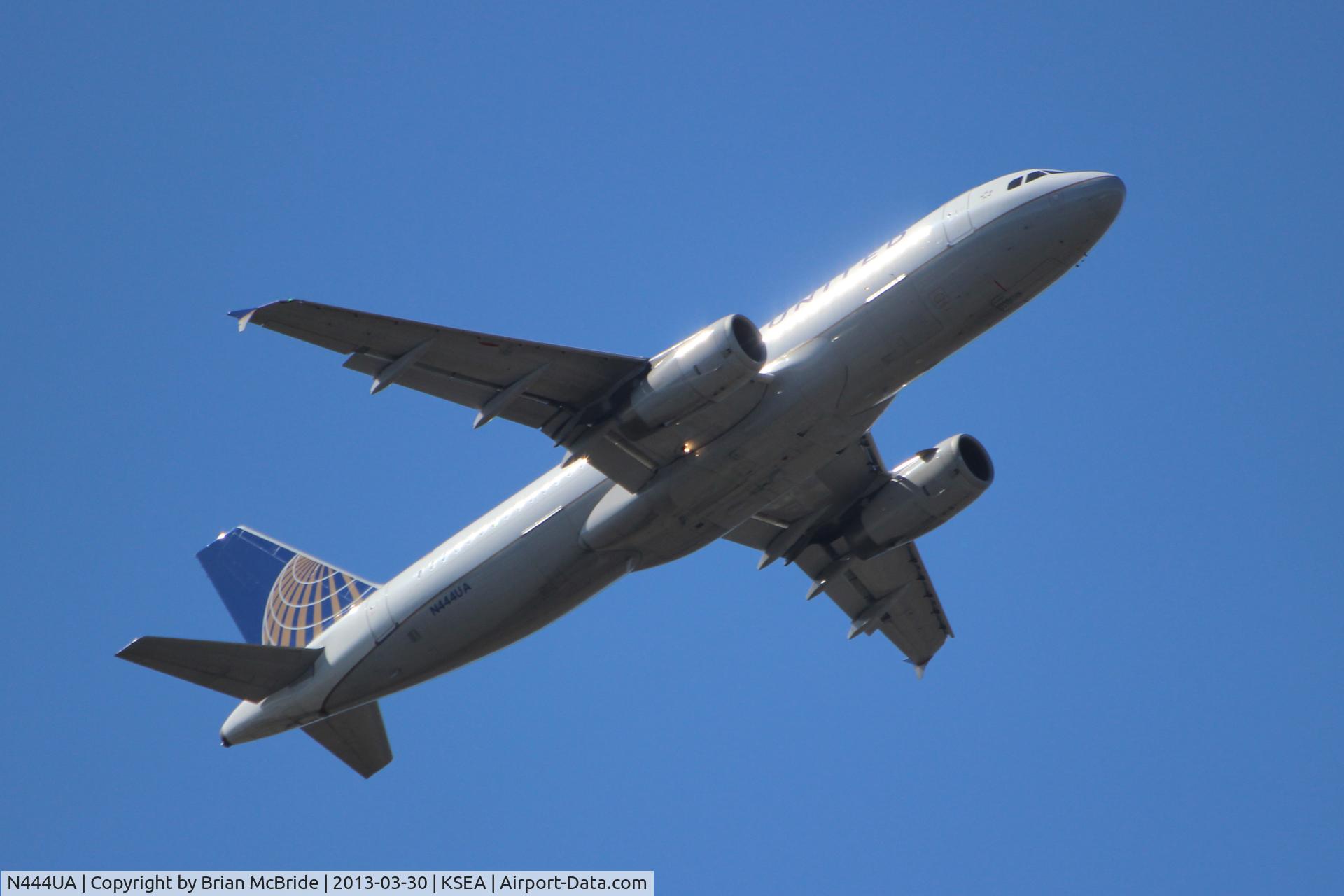 N444UA, 1998 Airbus A320-232 C/N 824, United Airlines. A320-232. N444UA cn 824. Seattle Tacoma - International (SEA KSEA). Image © Brian McBride. 30 March 2013