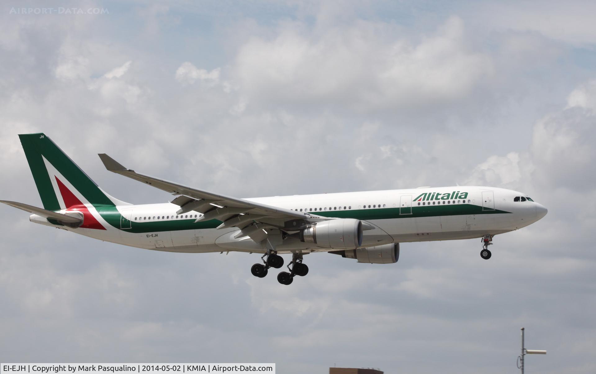 EI-EJH, 2010 Airbus A330-202 C/N 1135, Airbus A330-200
