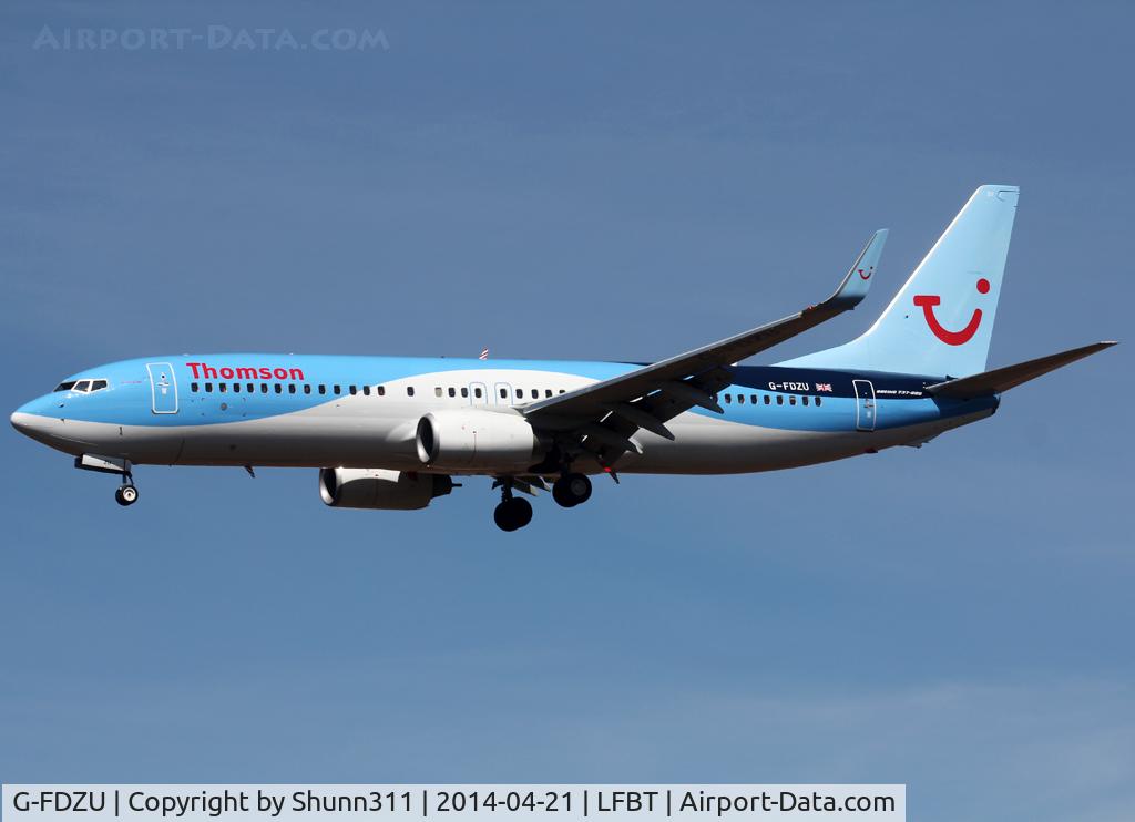 G-FDZU, 2011 Boeing 737-8K5 C/N 37253, Landing rwy 20 in new c/s