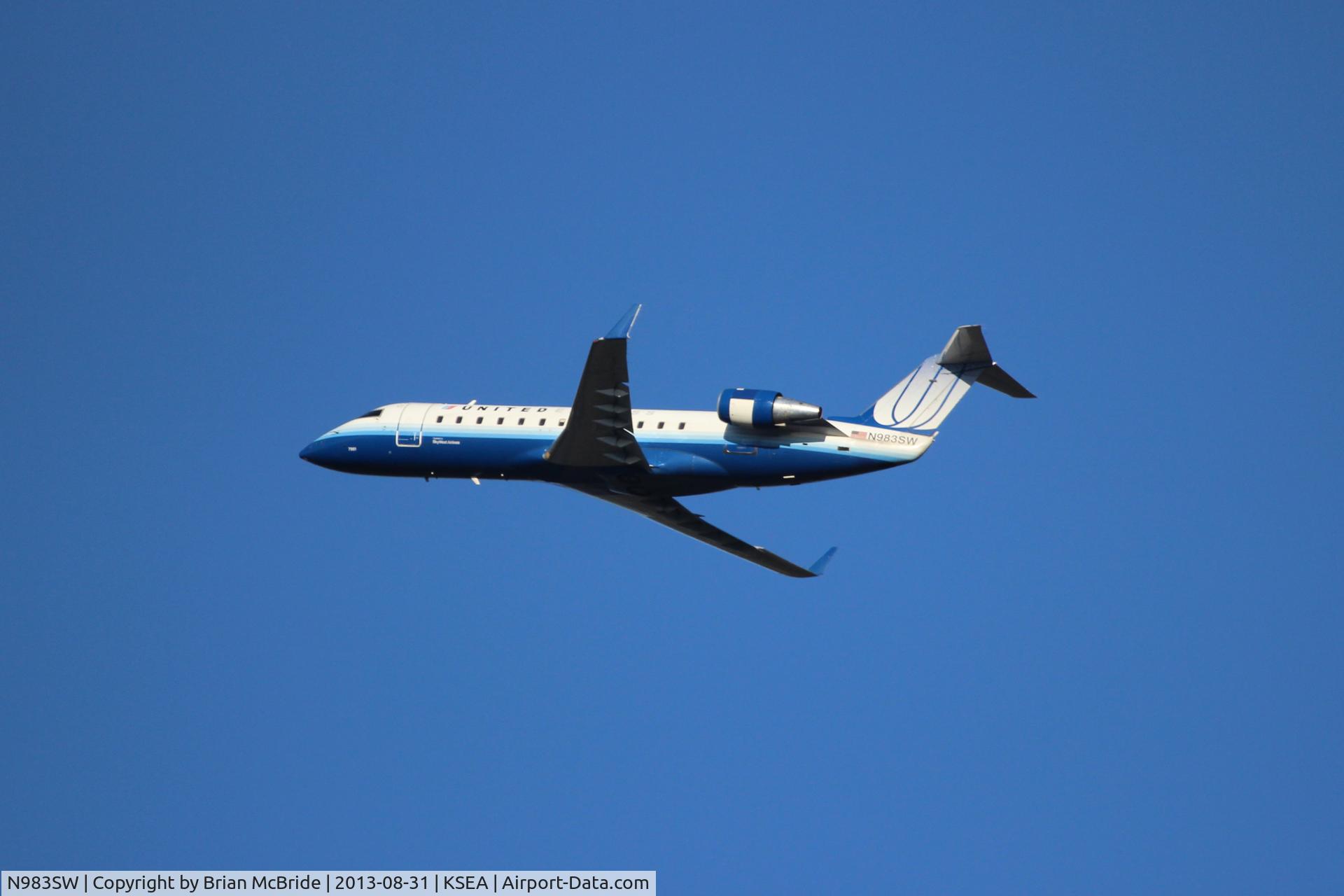 N983SW, 2004 Bombardier CRJ-200ER (CL-600-2B19) C/N 7961, United Express (SkyWest Airlines). Canadair CL-600-2B19 Regional Jet CRJ-200LR. N983SW 7961 cn 7961. Seattle Tacoma - International (SEA KSEA). Image © Brian McBride. 31 August 2013