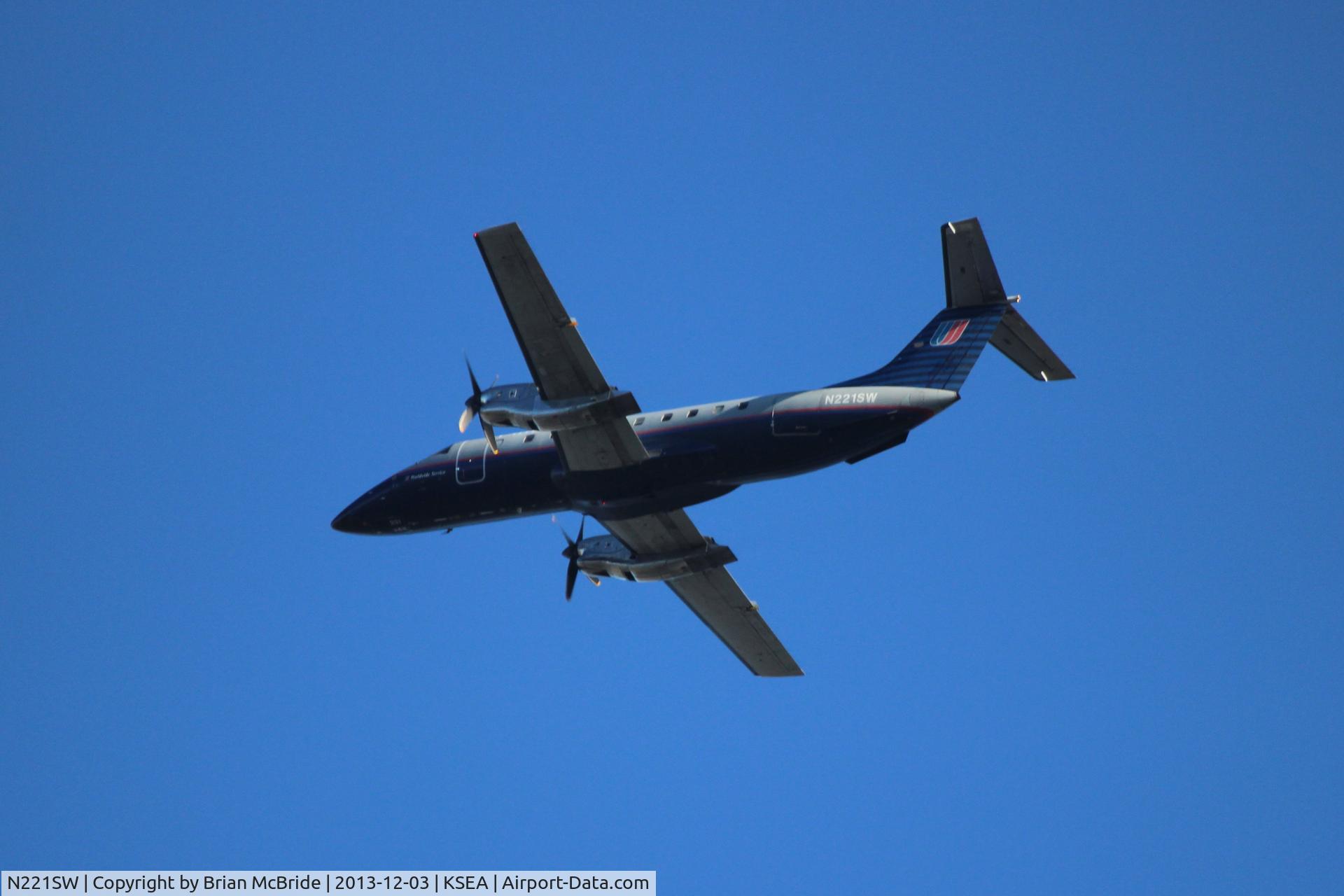 N221SW, 1994 Embraer EMB-120ER Brasilia C/N 120.290, United Express (SkyWest Airlines). Embraer EMB-120ER Brasilia. N221SW cn 120290. Seattle Tacoma - International (SEA KSEA). Image © Brian McBride. 03 December 2013