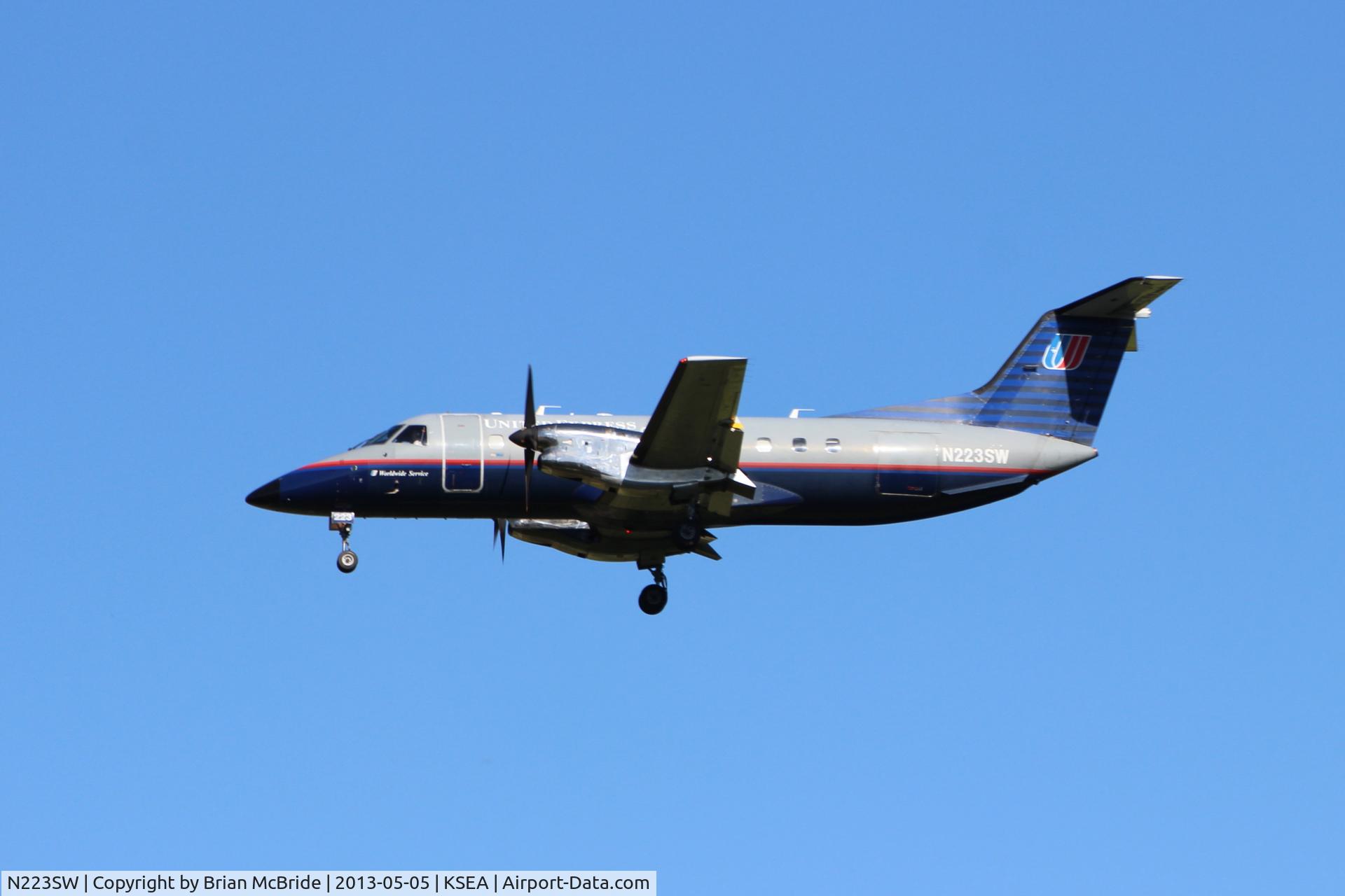 N223SW, 1995 Embraer EMB-120ER Brasilia C/N 120.291, United Express (SkyWest Airlines). Embraer EMB-120ER Brasilia. N223SW cn 120291. Seattle Tacoma - International (SEA KSEA). Image © Brian McBride. 05 May 2013