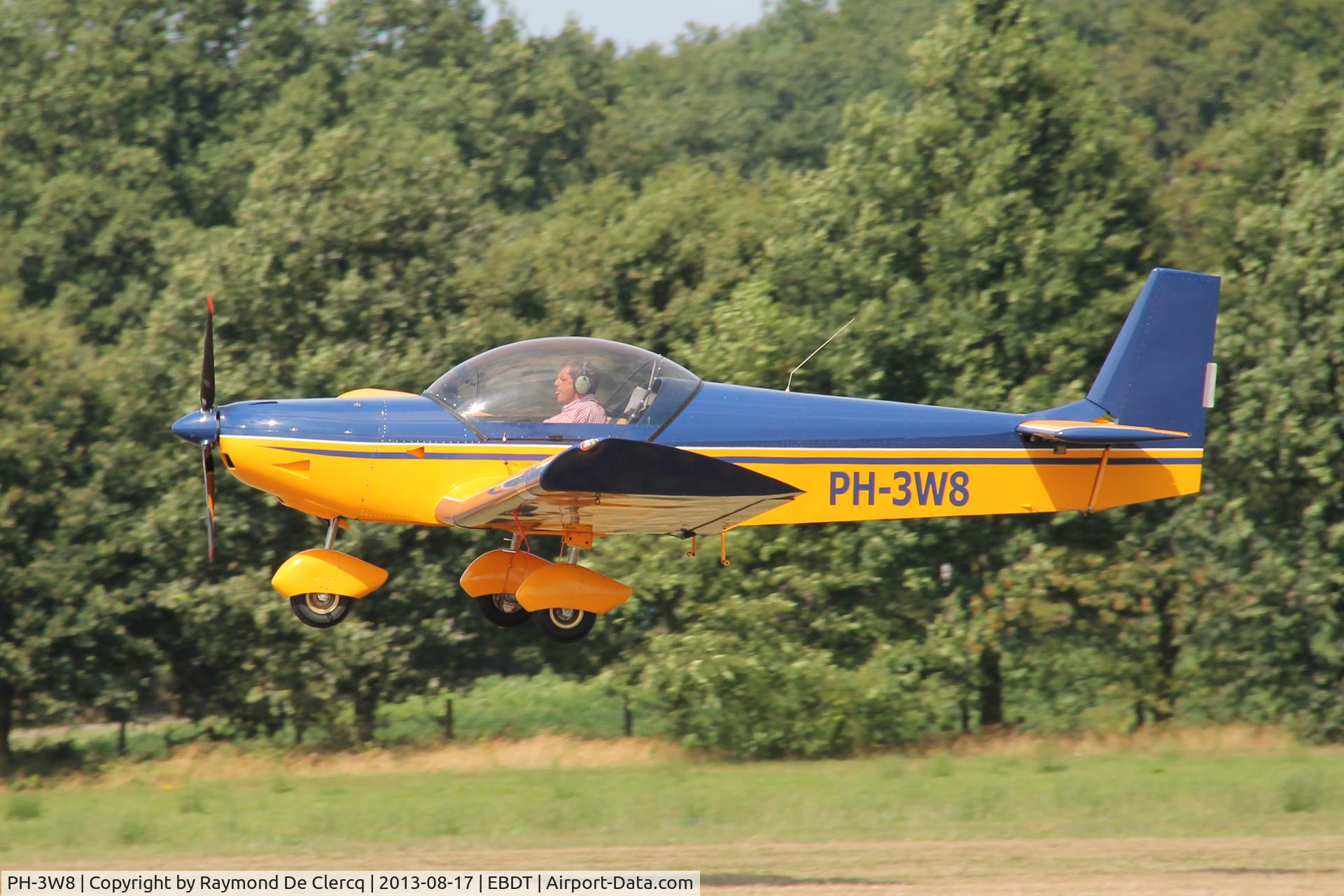 PH-3W8, 2008 Zenith CH-601 UL C/N 6-9399, Landing at Schaffen.