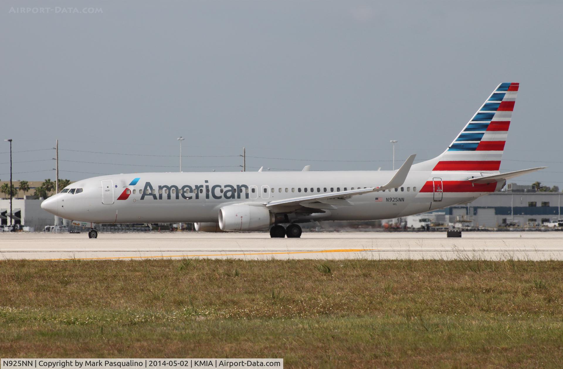 N925NN, 2013 Boeing 737-823 C/N 31169, Boeing 737-800