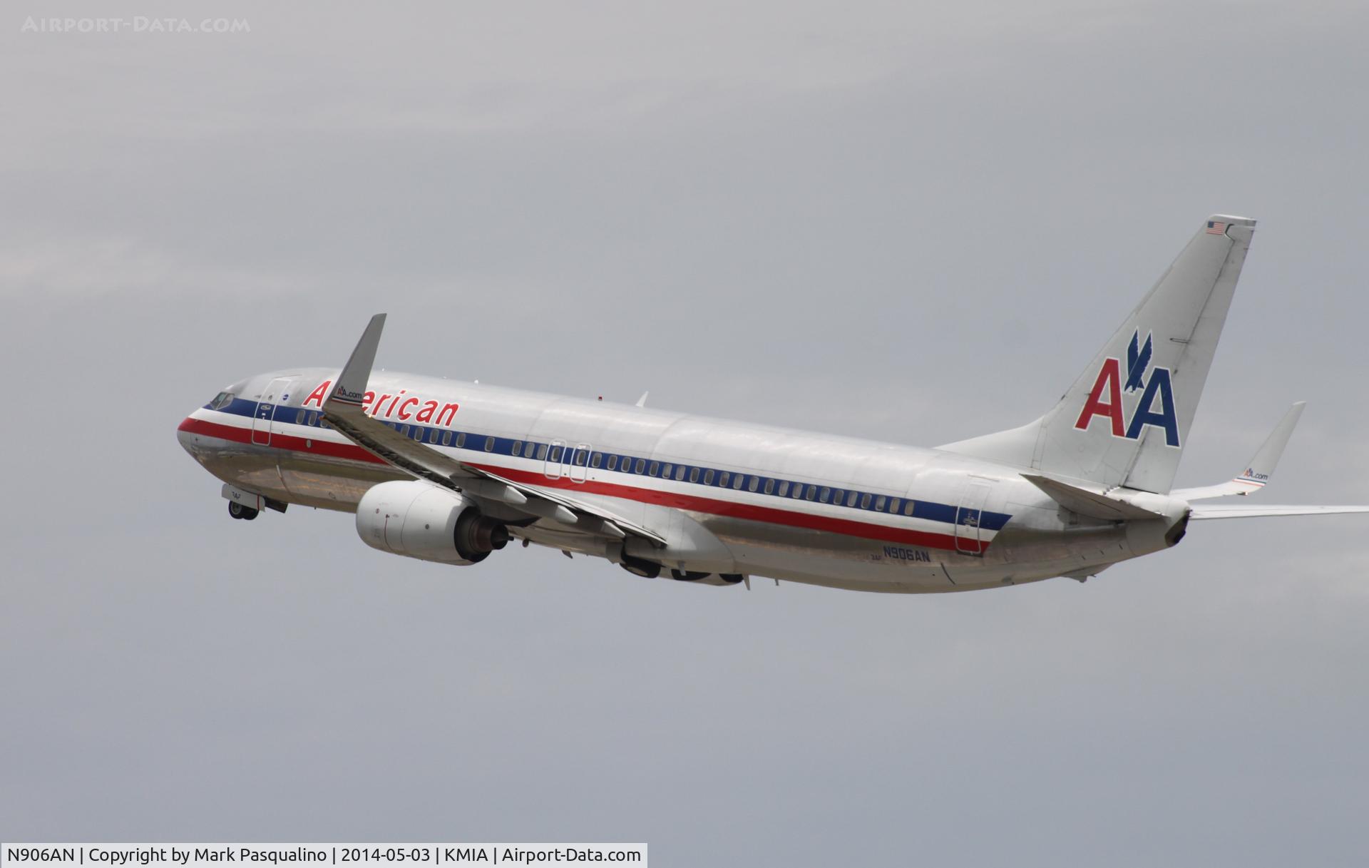 N906AN, 1999 Boeing 737-823 C/N 29508, Boeing 737-800