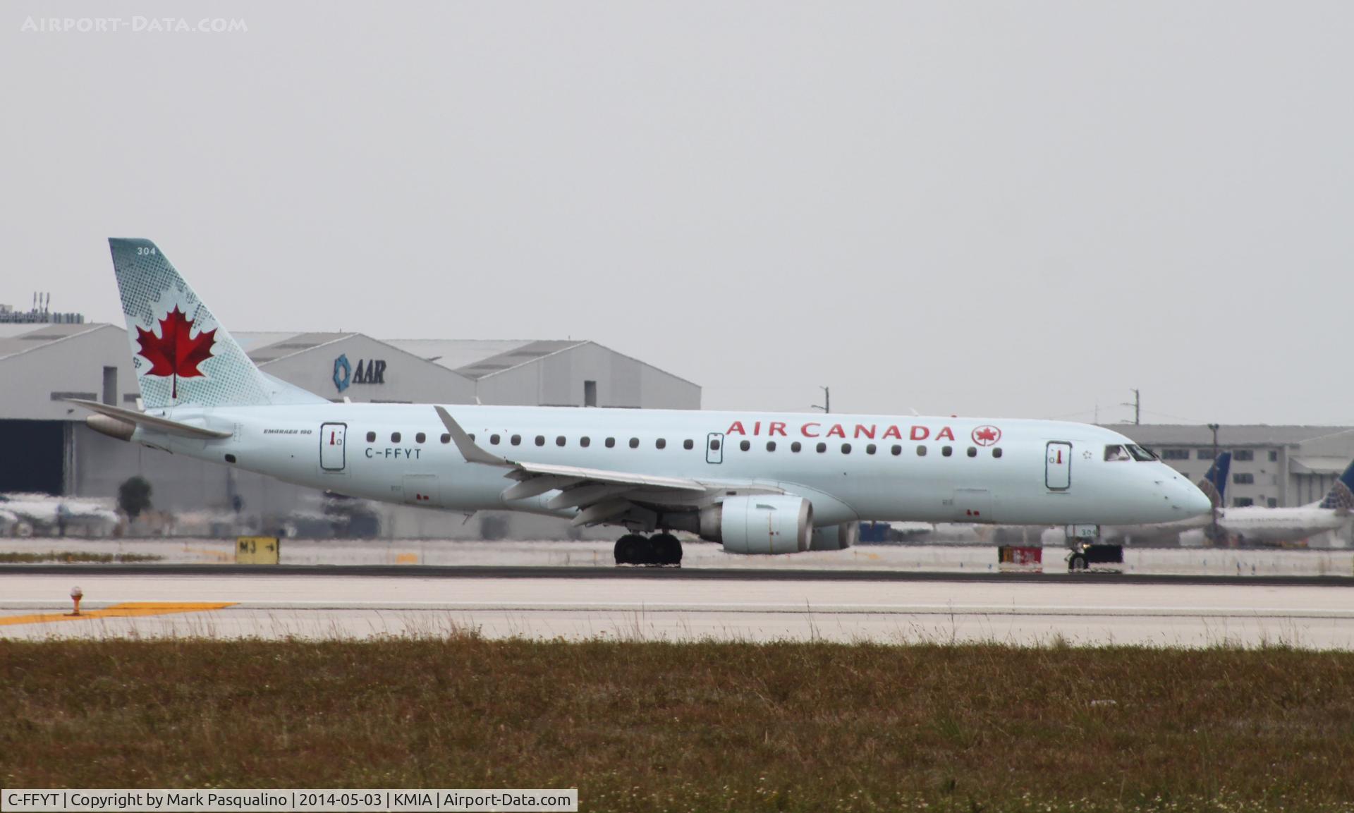 C-FFYT, 2005 Embraer 190AR (ERJ-190-100IGW) C/N 19000018, ERJ-190-100 IGW