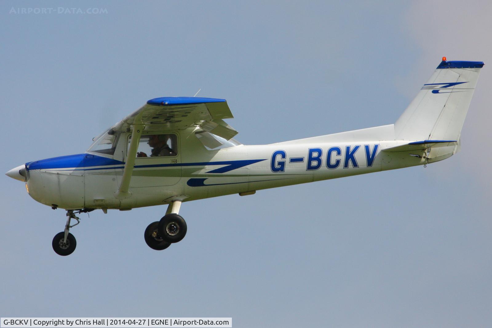 G-BCKV, 1974 Reims FRA150L Aerobat C/N 0251, Phoenix Flying School