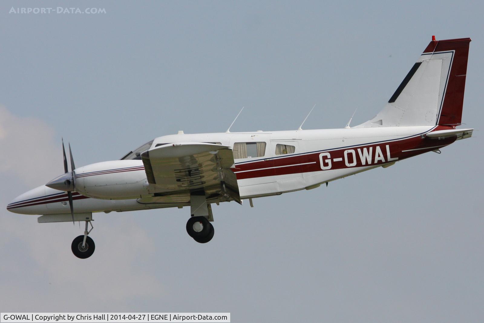 G-OWAL, 1993 Piper PA-34-220T Seneca III C/N 34-48030, Privately owned