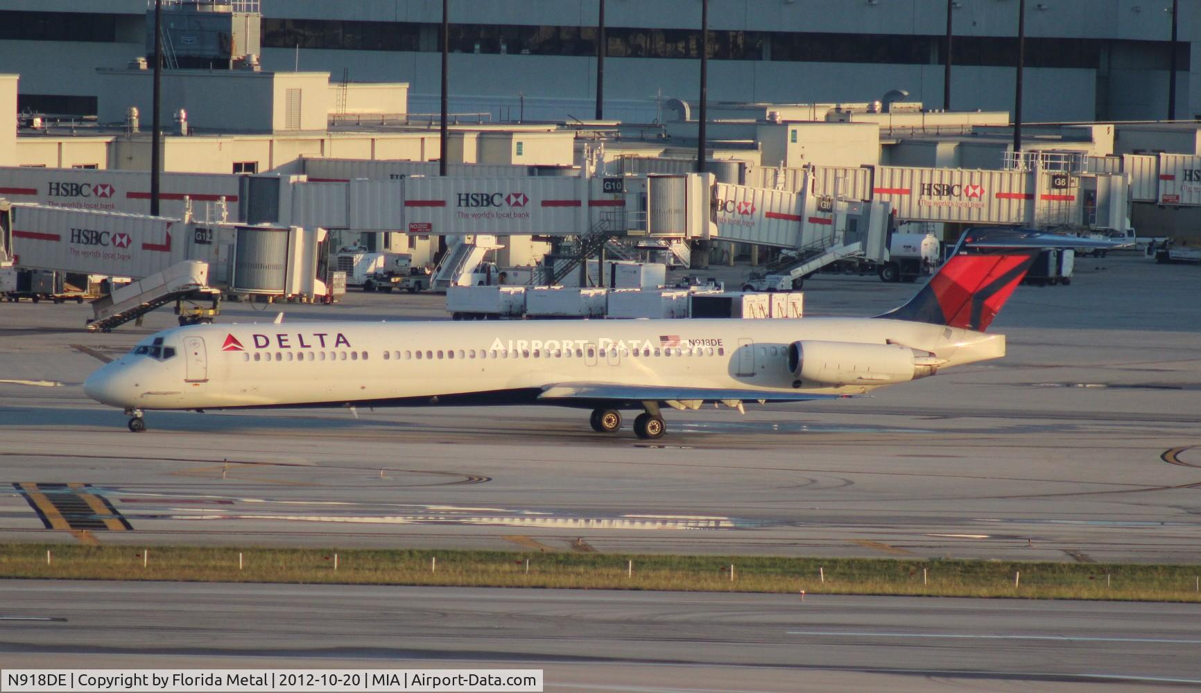N918DE, 1993 McDonnell Douglas MD-88 C/N 49959, Delta MD-88