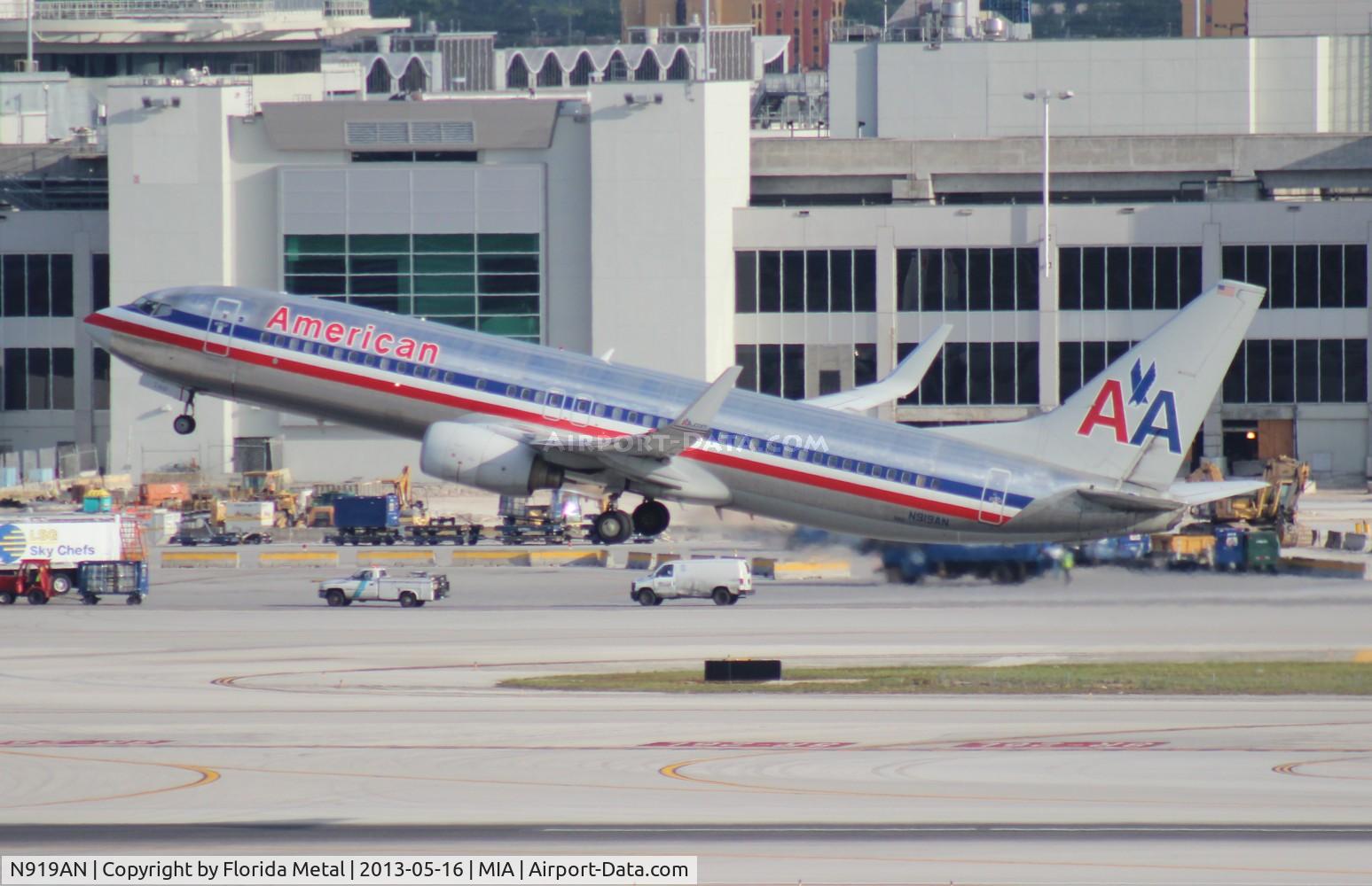 N919AN, 1999 Boeing 737-823 C/N 29520, American 737-800