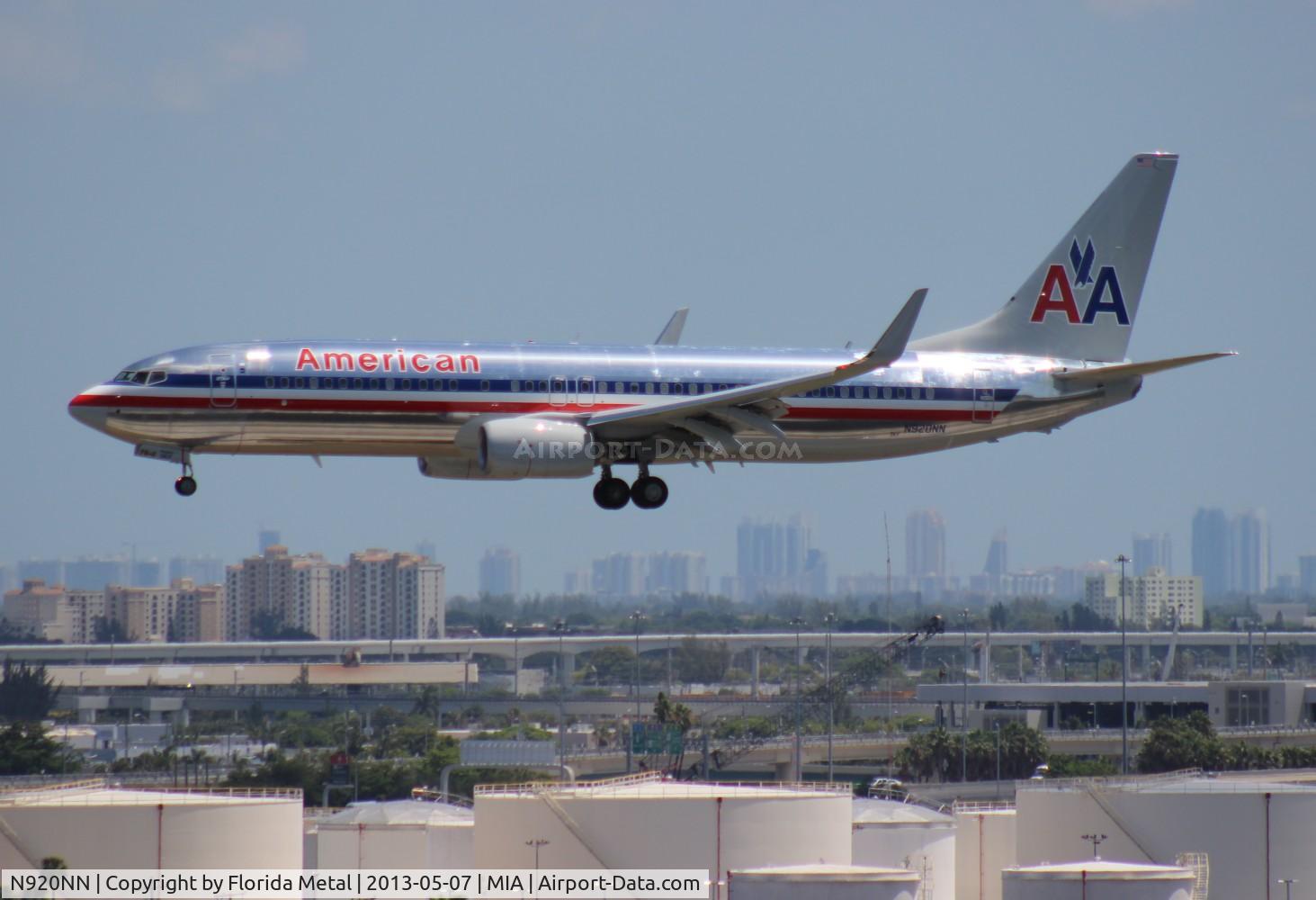N920NN, 2013 Boeing 737-823 C/N 31165, American 737-800