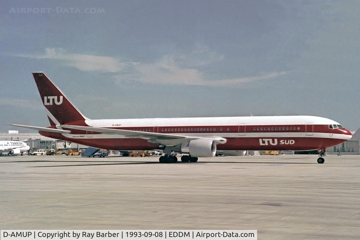 D-AMUP, 1992 Boeing 767-33A C/N 25531, Boeing 767-33AER [25531] (LTU) Munich~D 08/09/1993