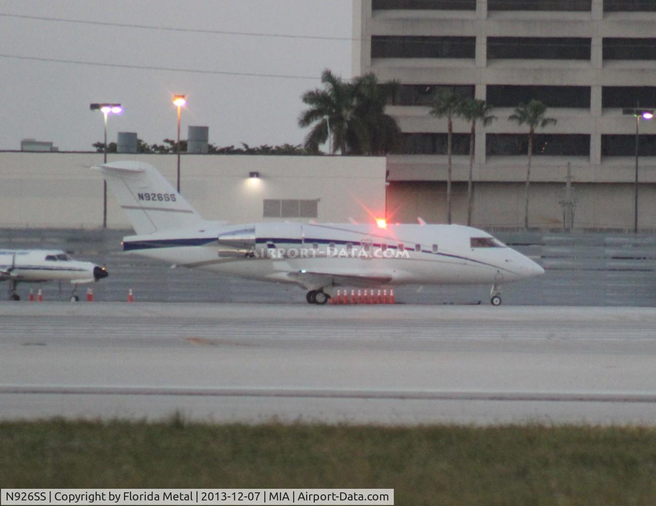 N926SS, 1999 Bombardier Challenger 604 (CL-600-2B16) C/N 5436, Challenger 604