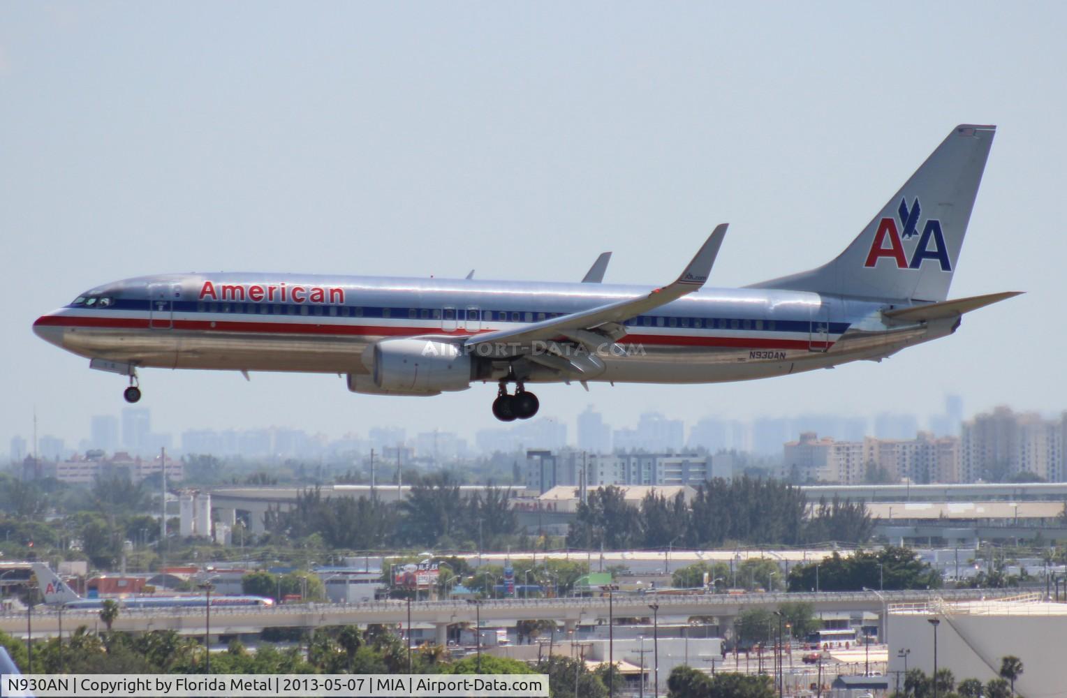 N930AN, 2000 Boeing 737-823 C/N 29529, American 737-800