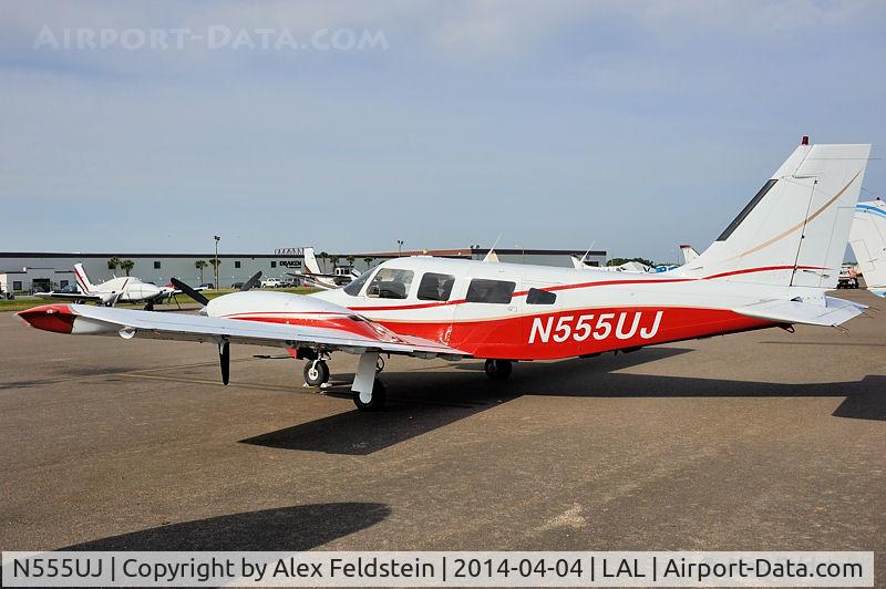 N555UJ, 1984 Piper PA-34-220T Seneca C/N 348433039, Sun-N-Fun 2014